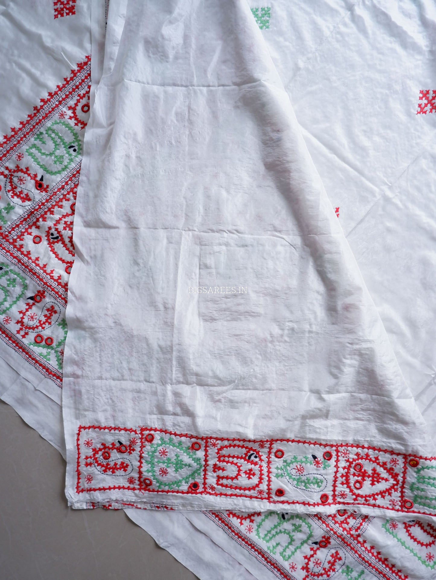Kutchi/Gujarati Stitch Hand Embroidered Saree | Art Silk | Real Mirror Work | White