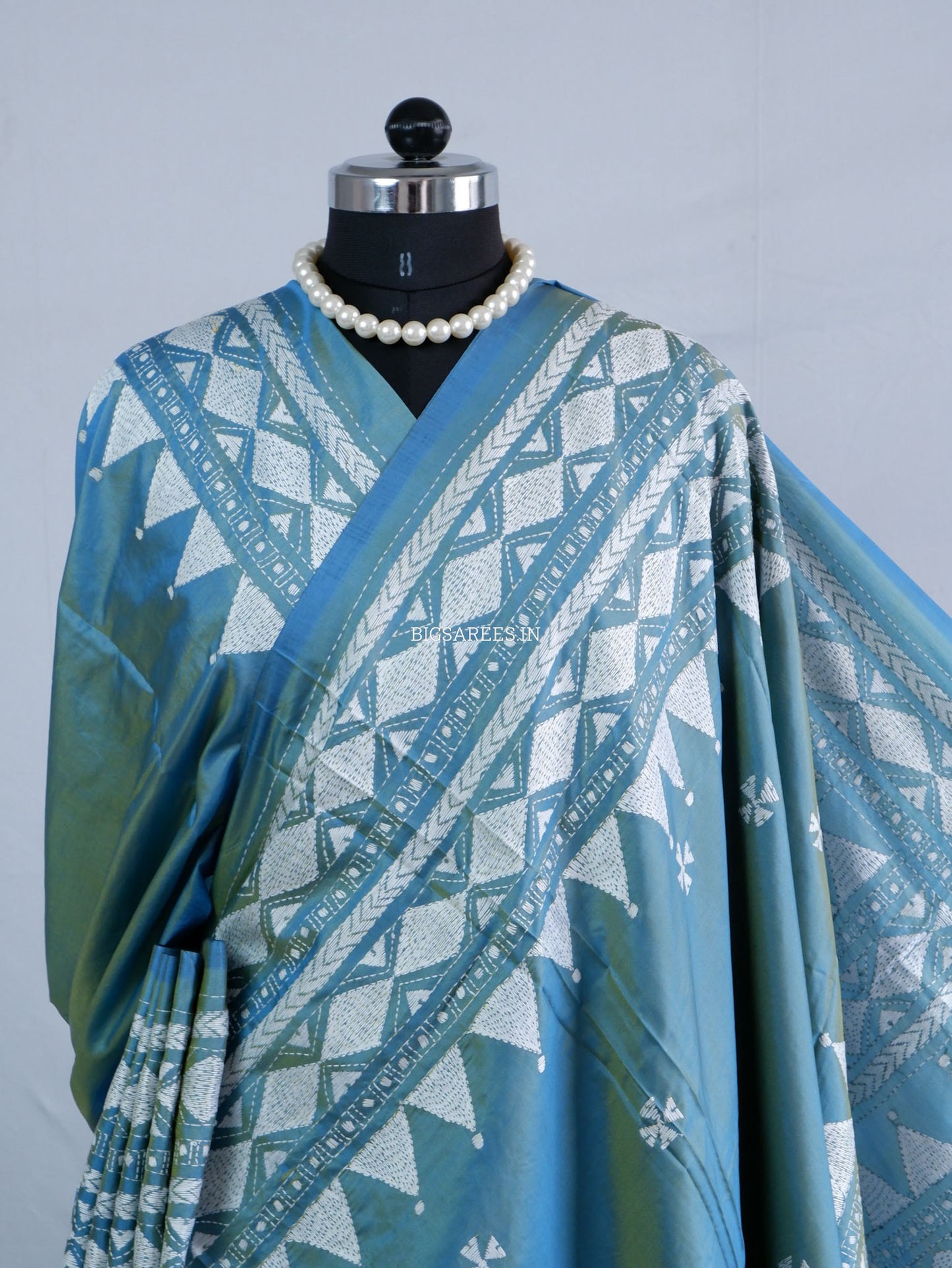 Kantha - Stitch Hand Embroidered Saree | Blended Bangalore Silk / Art Silk | Dual Tone