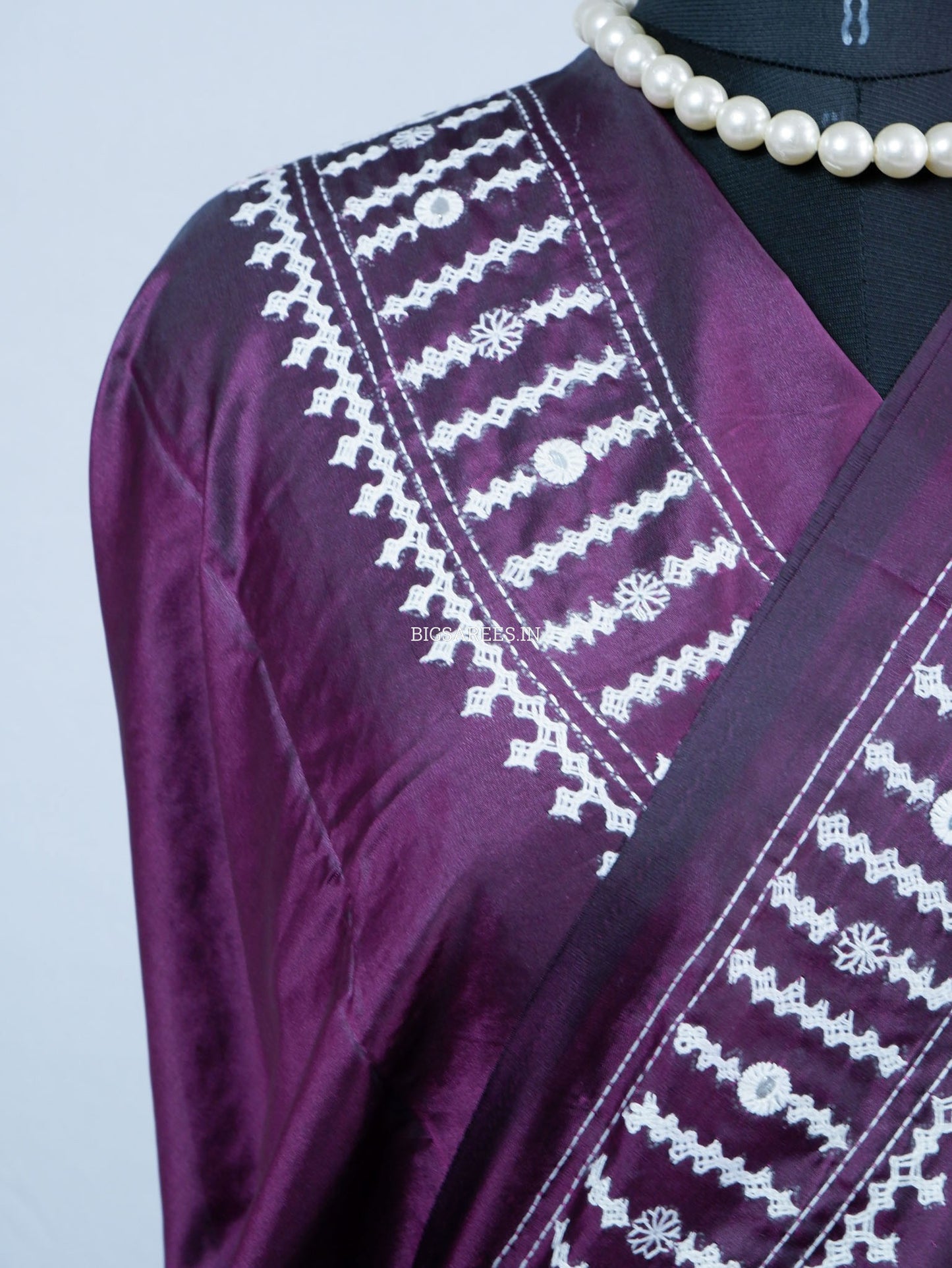 Kutchi/Gujarati Stitch Hand Embroidered Saree | Art Silk | Foil Mirror | Dark Purple