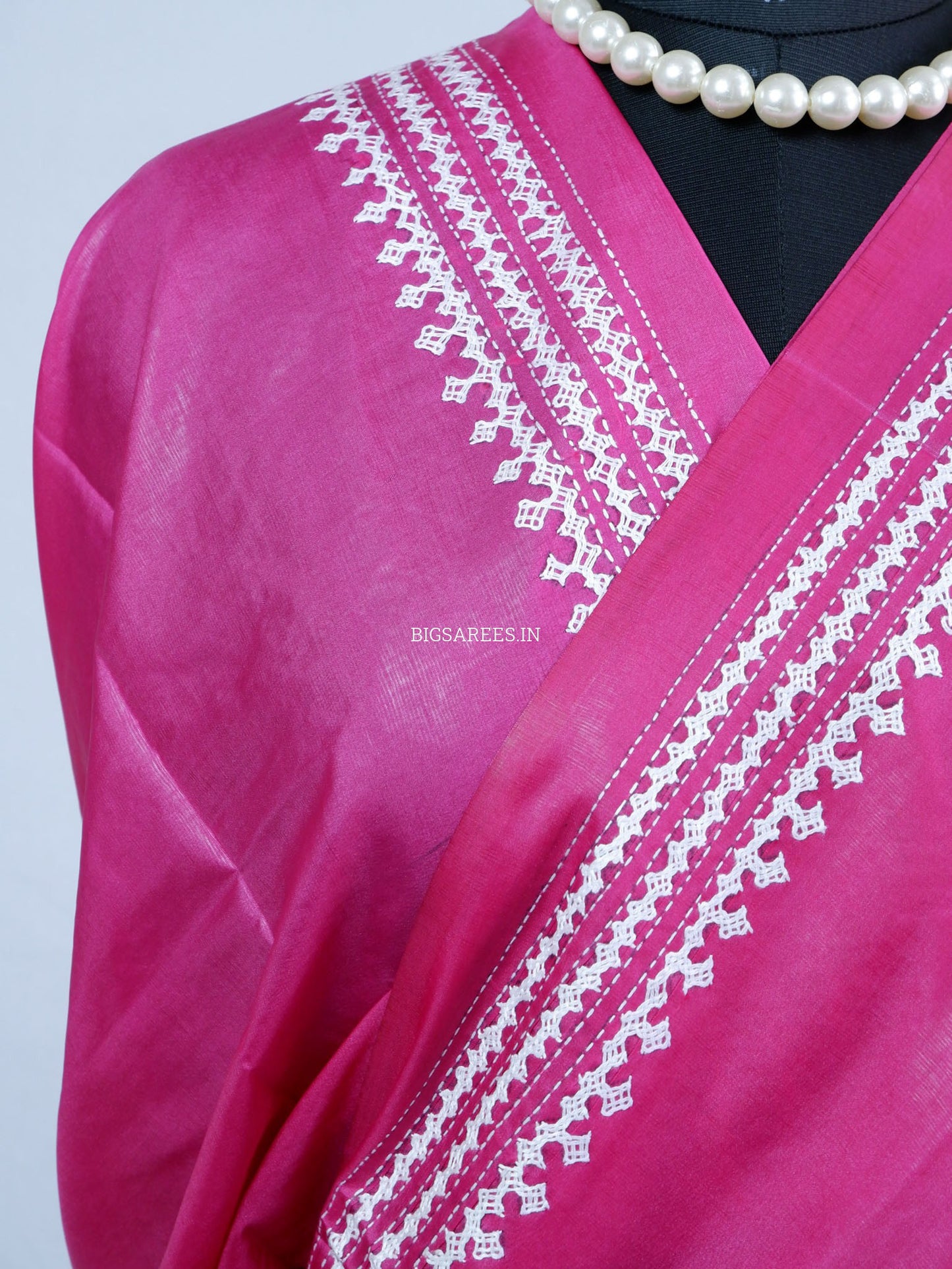 Kutchi/Gujarati Hand Embroidered Saree  | Blended Bangalore Silk / Art Silk | Pink