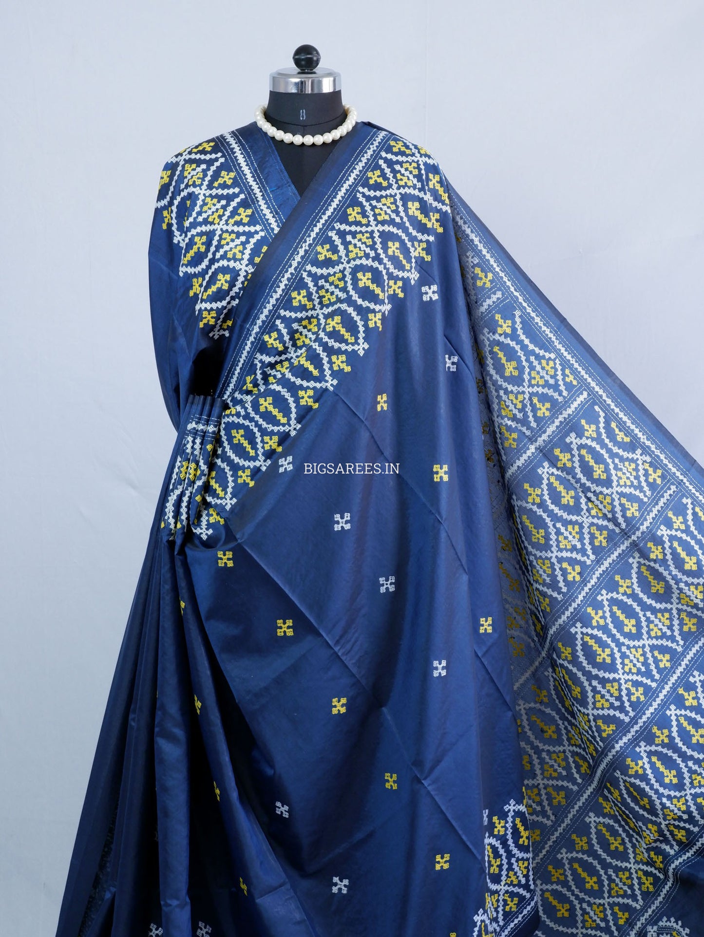 Kutchi/Gujarati Hand Embroidered Saree  | Blended Bangalore Silk / Art Silk | Peacock Blue