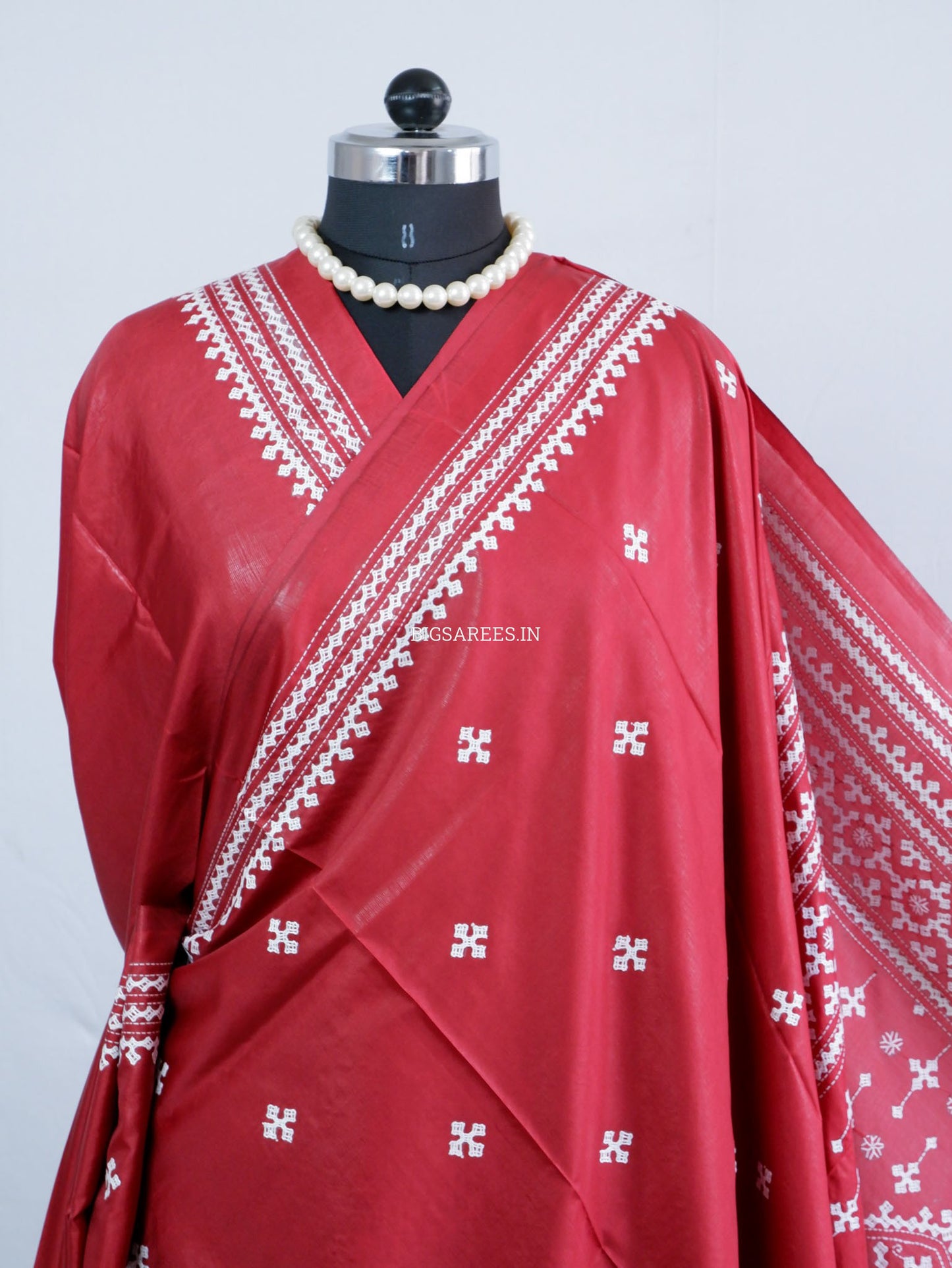 Kutchi/Gujarati Hand Embroidered Saree  | Blended Bangalore Silk / Art Silk | Red