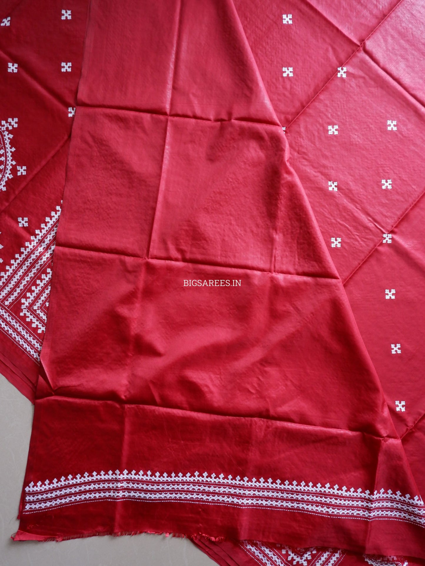 Kutchi/Gujarati Hand Embroidered Saree  | Blended Bangalore Silk / Art Silk | Red