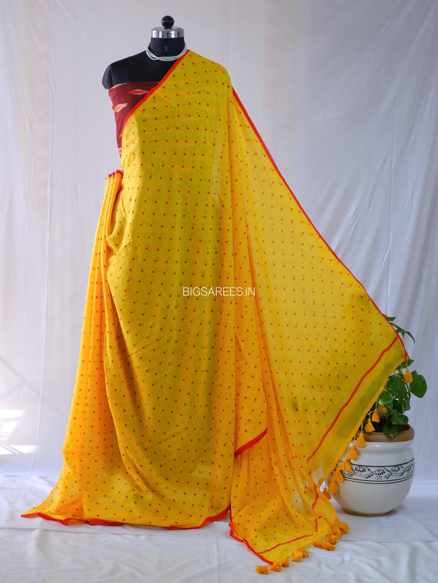 Polka Dot Saree With Blouse | Mul Cotton | Yellow