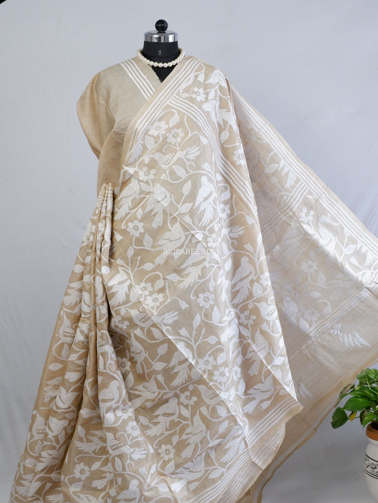 Kantha - Stitch Hand Embroidered Saree | Gachi Tussar Silk | Silk Marked | Off- White (Birds)