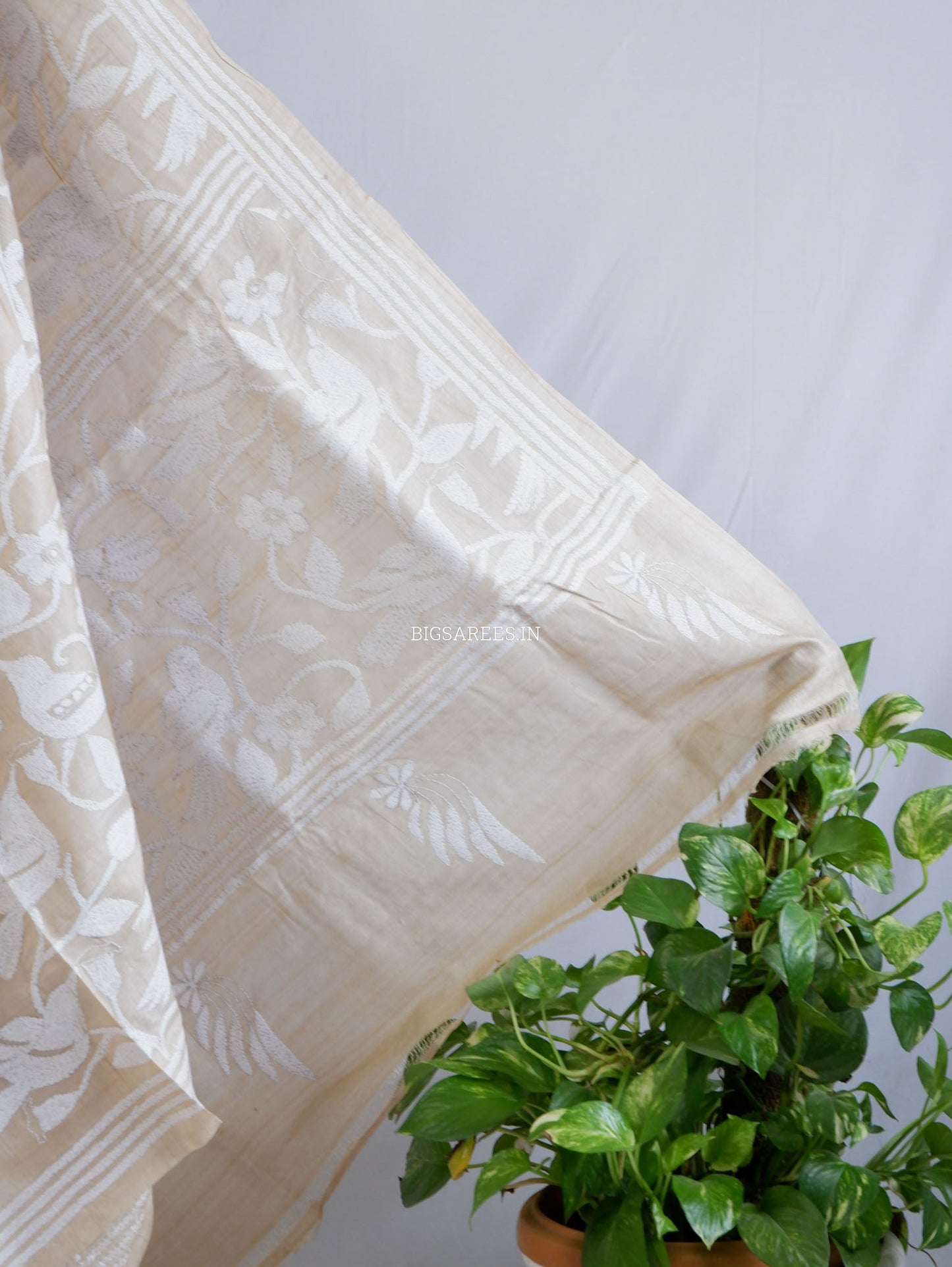 Kantha - Stitch Hand Embroidered Saree | Gachi Tussar Silk | Silk Marked | Off- White (Birds)