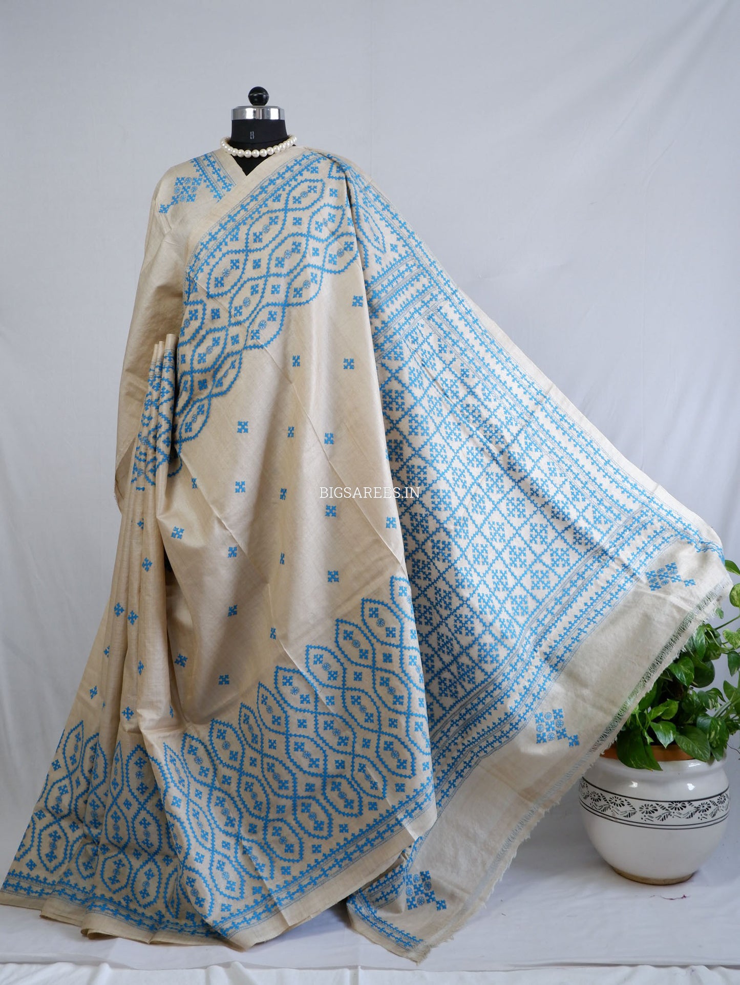 Kutchi Hand Embroidered Saree | Tassar Silk | Silk Marked | Off White