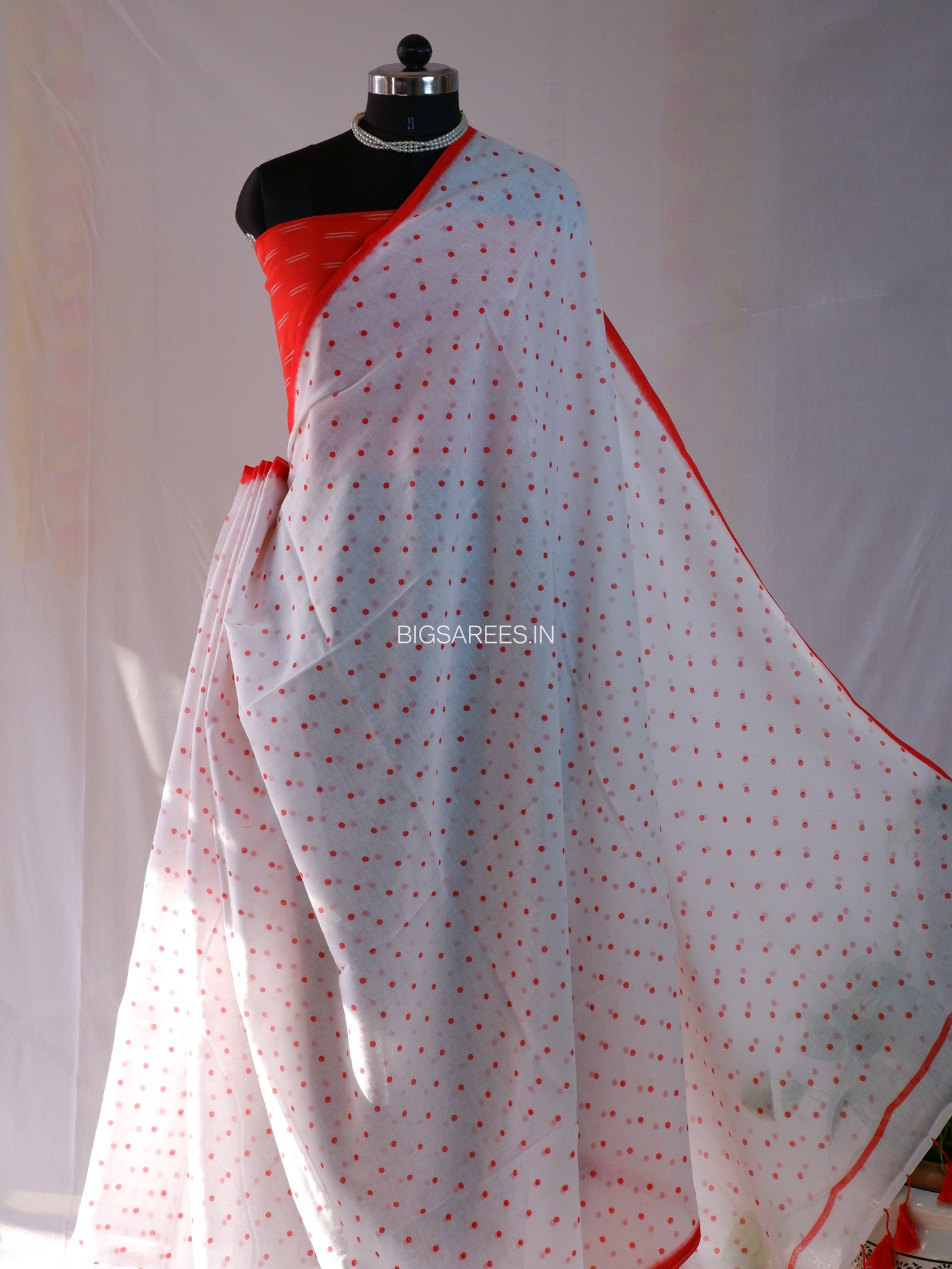 Polka Dot Saree With Blouse | Mul Cotton | White