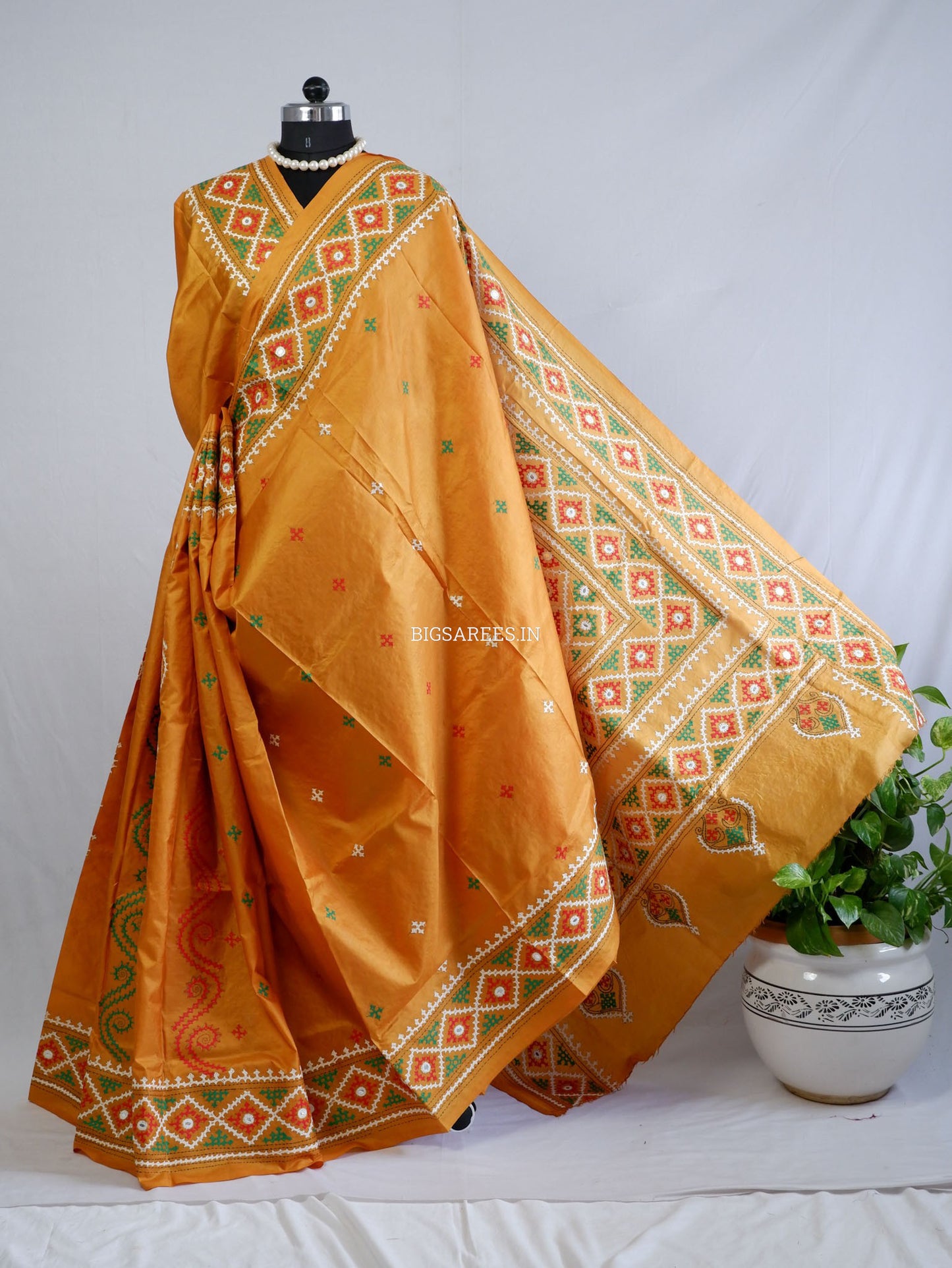 Kutch Hand Embroidered Saree| Pure Bangalore Silk | Mustard Yellow