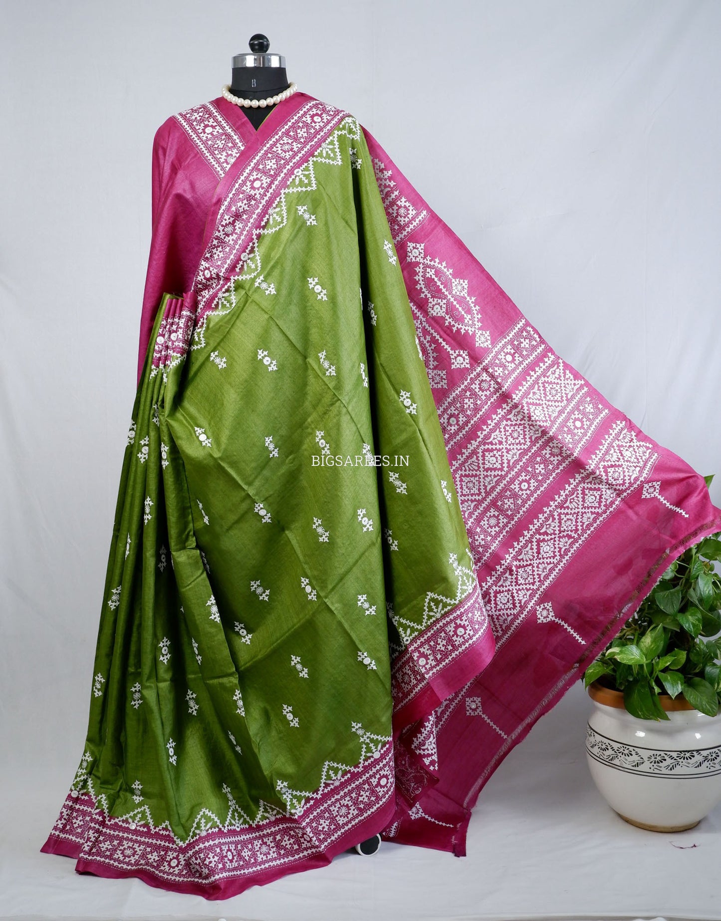 Kutchi Hand Embroidered Saree | Tassar Silk | Silk Marked | Green/Pink