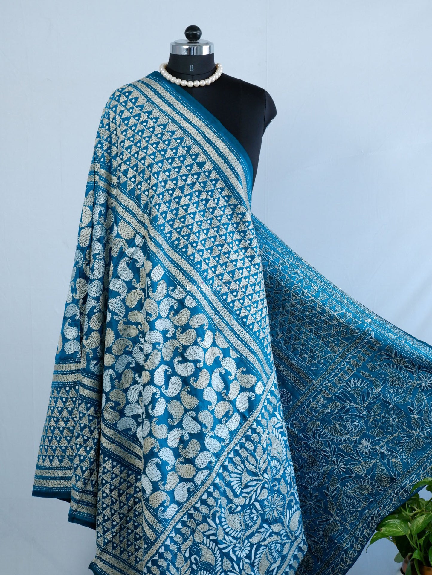 Kantha Hand-Embroidered Dupatta | Pure Bangalore Silk | Rama Green