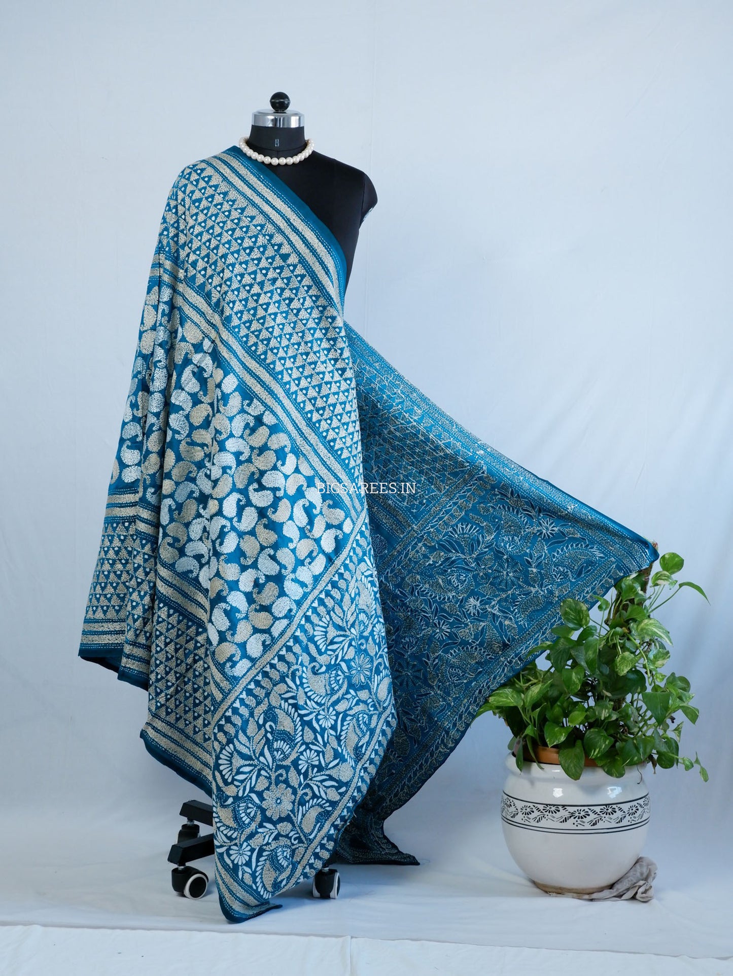 Kantha Hand-Embroidered Dupatta | Pure Bangalore Silk | Rama Green