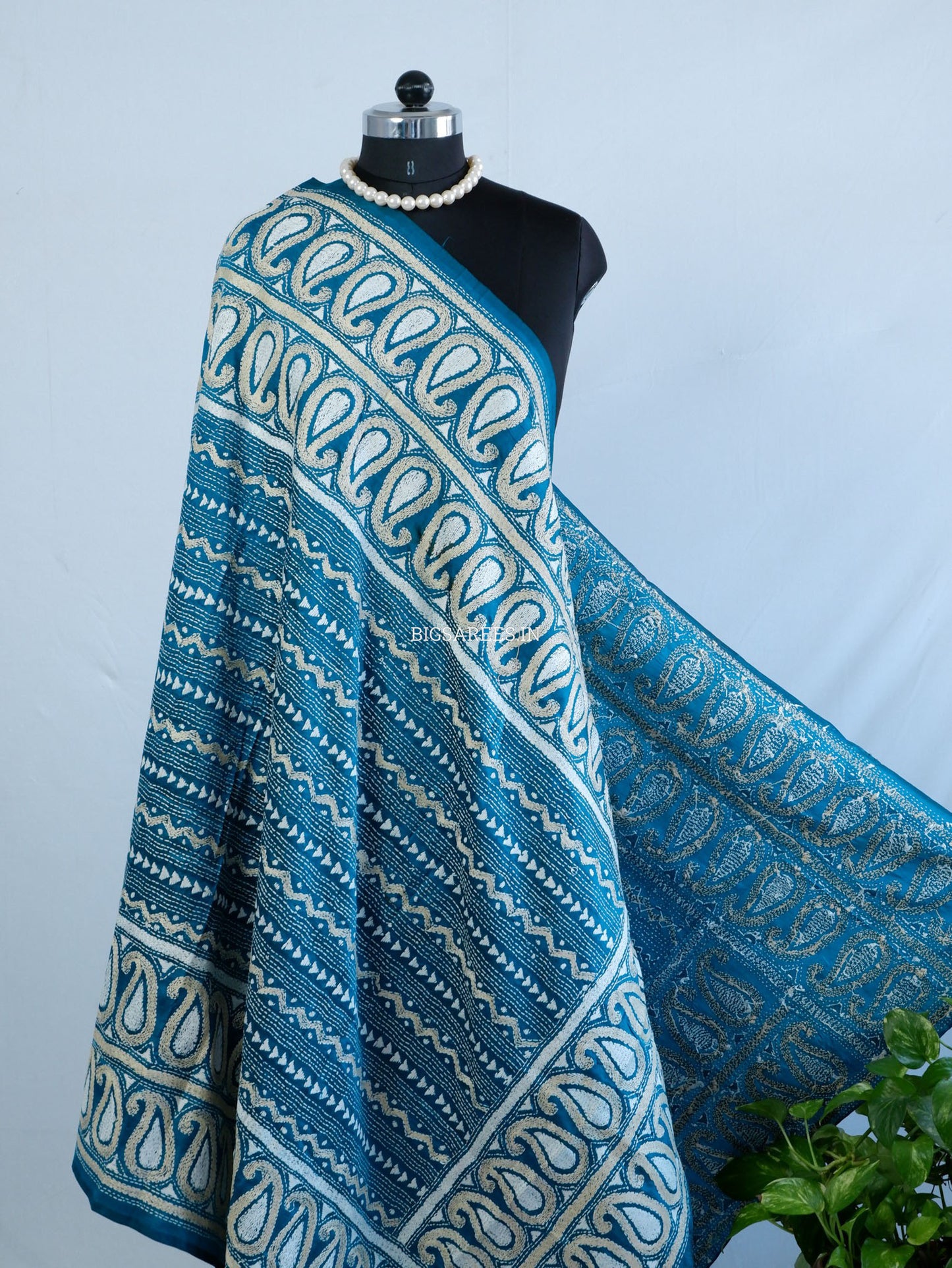 Kantha Hand-Embroidered Dupatta | Pure Bangalore Silk | Rama Green