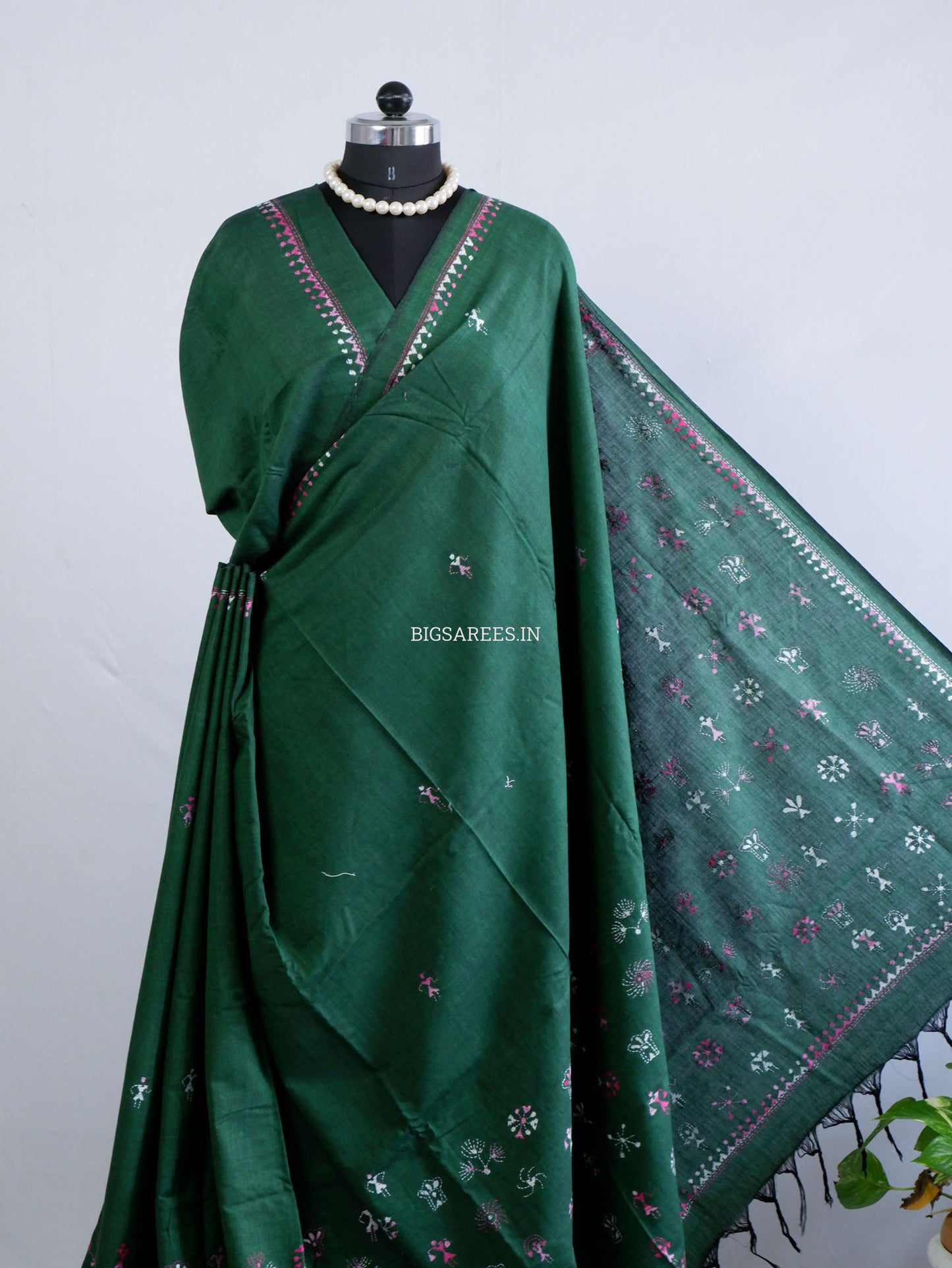 Kantha Hand-Embroidered Saree | Pure Khadi Cotton | Dark Green
