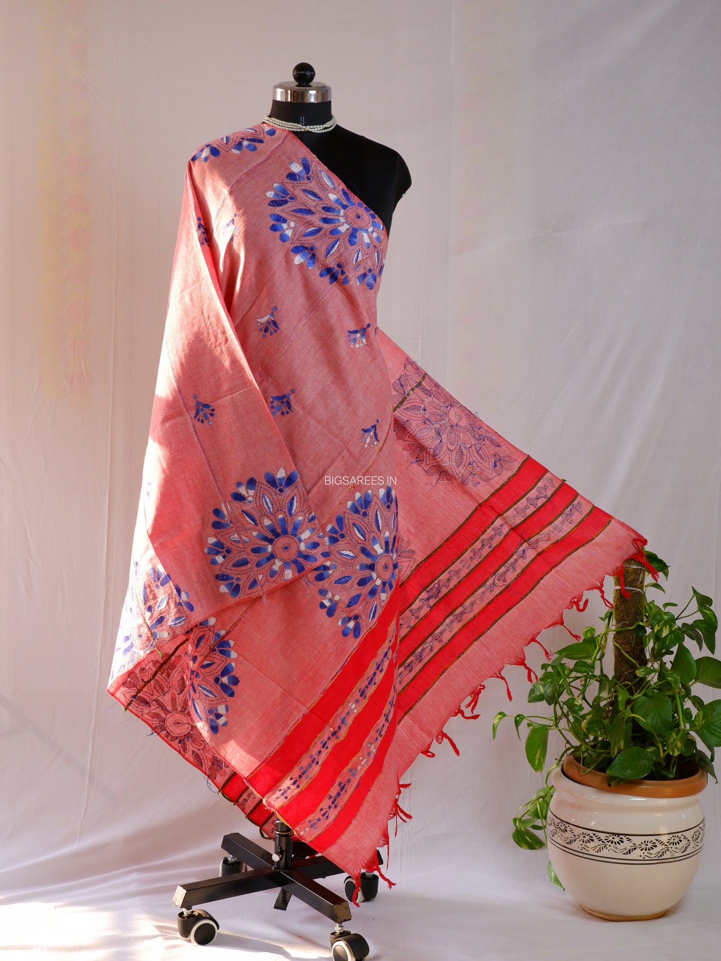 Hand Embroidered Kantha-Stitch Dupatta | Pure Khesh Cotton | Pink