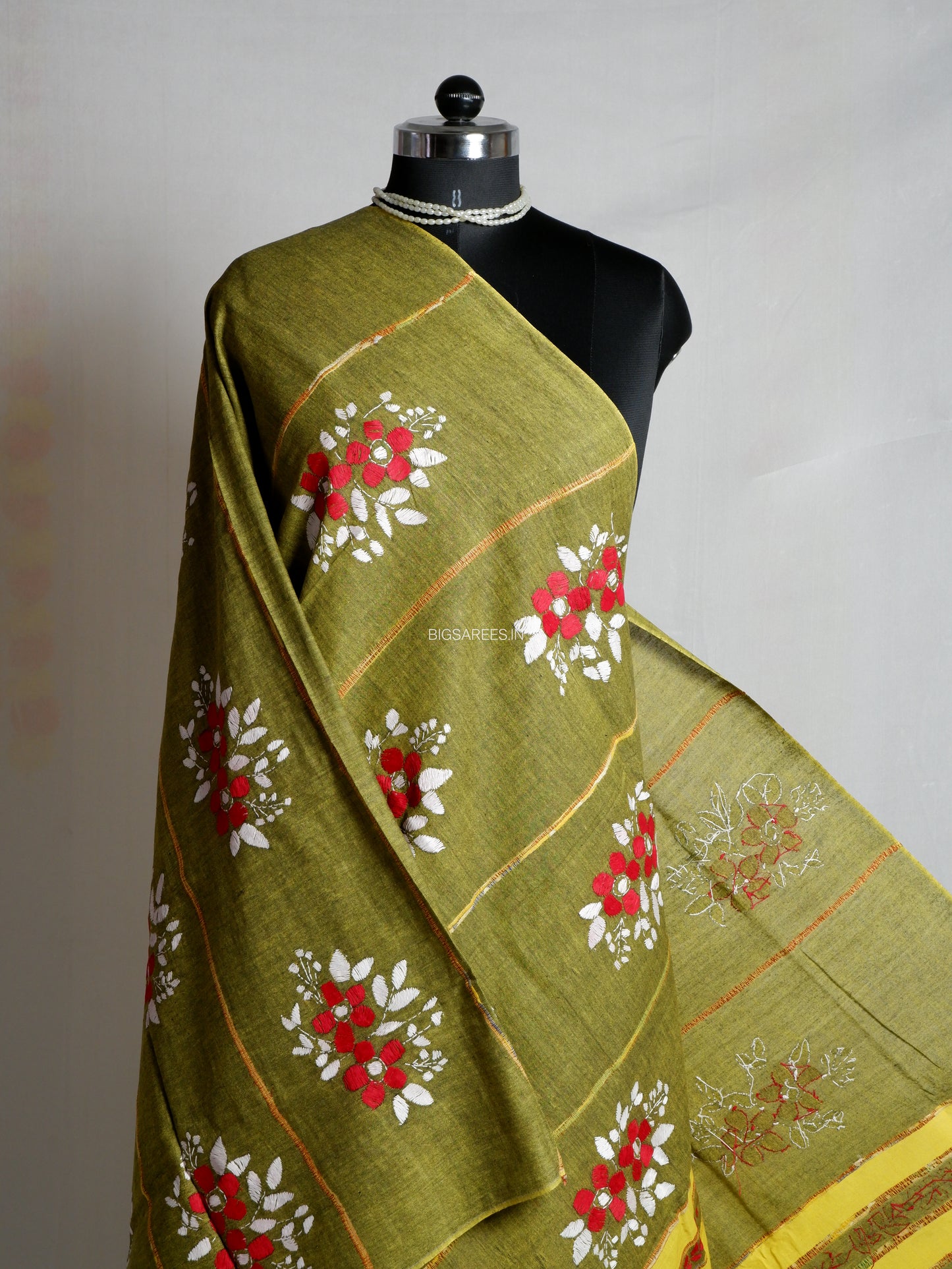 Hand Embroidered Kantha-Stitch Dupatta | Pure Khesh Cotton | Moss Green