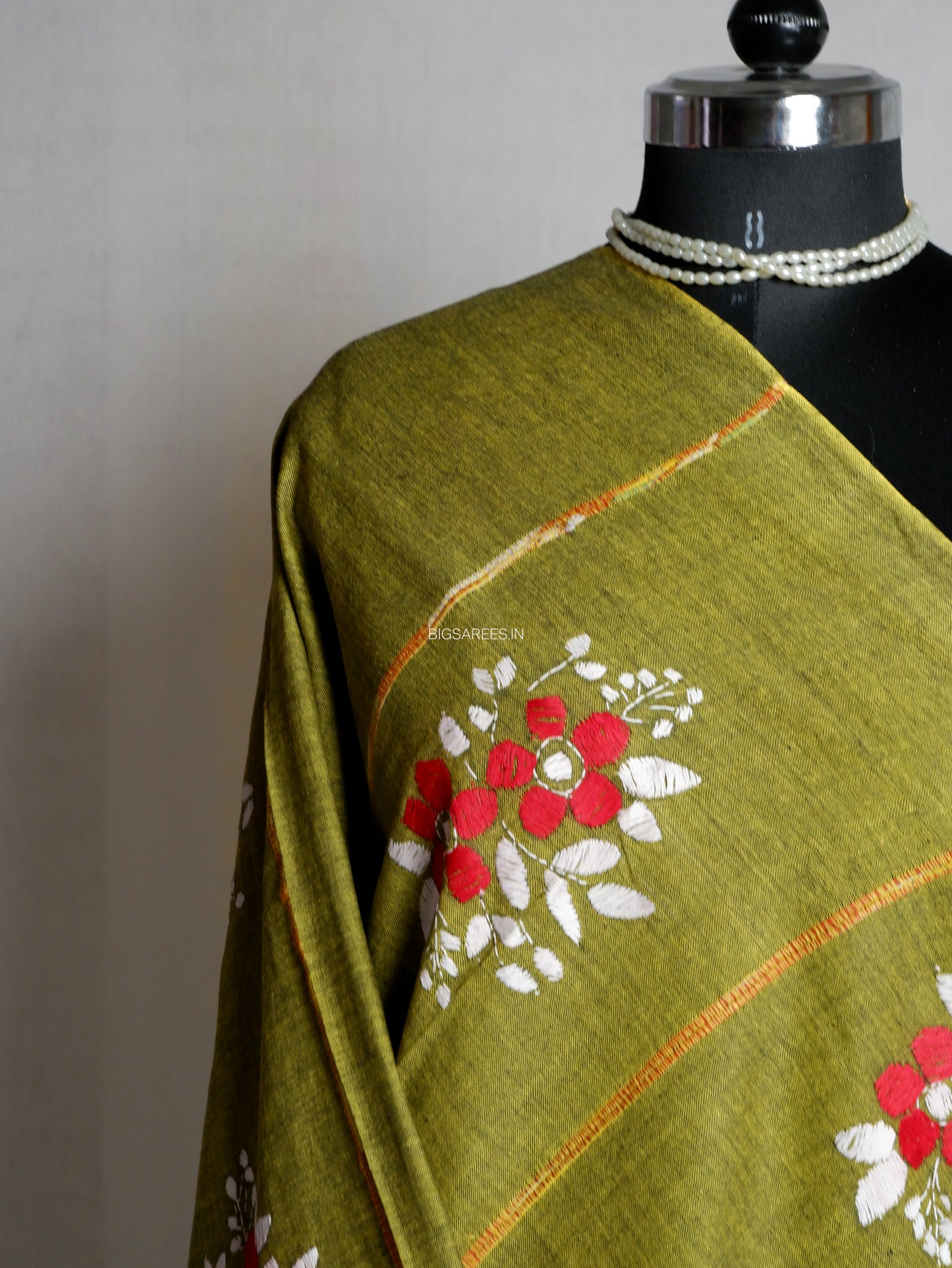 Hand Embroidered Kantha-Stitch Dupatta | Pure Khesh Cotton | Moss Green