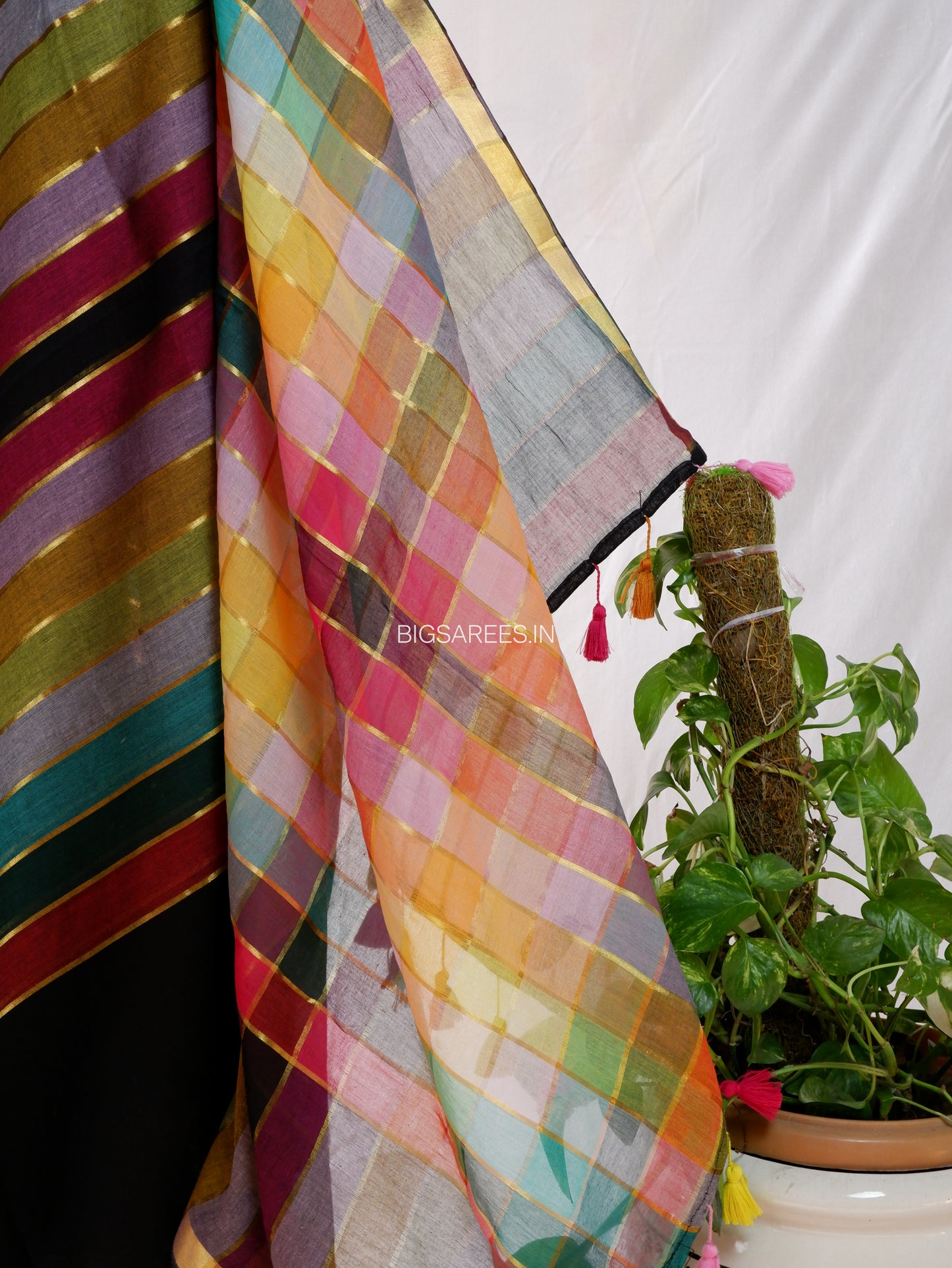 Checkered Mul Cotton Saree With Ikat Blouse | Lightweight | Black