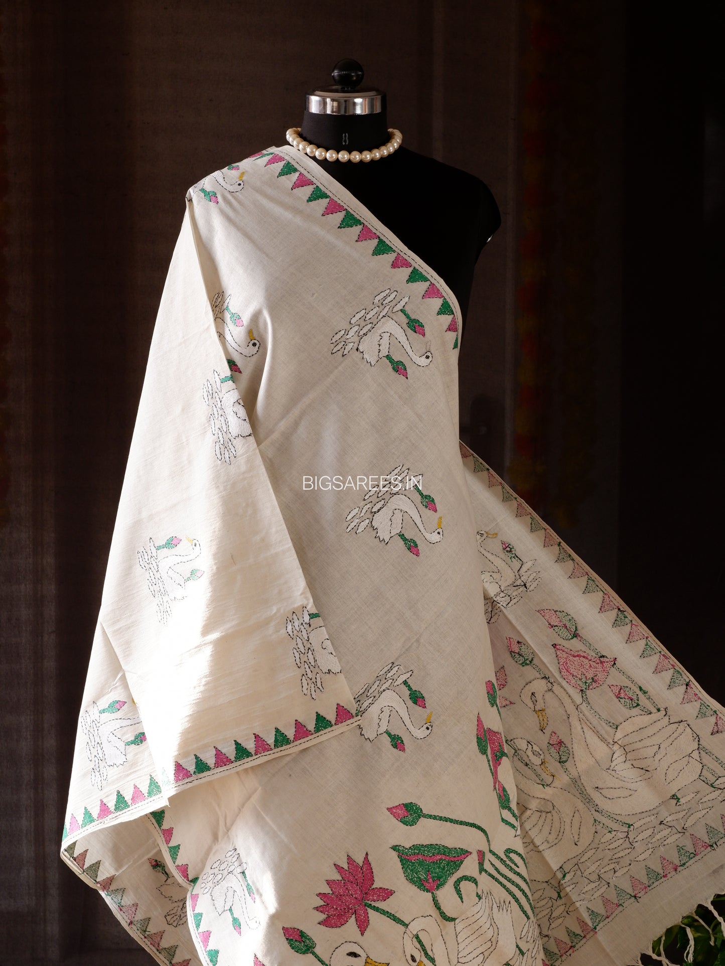 Hand-Embroidered Kantha Stitch Dupatta | Khadi Cotton | White | 36"|