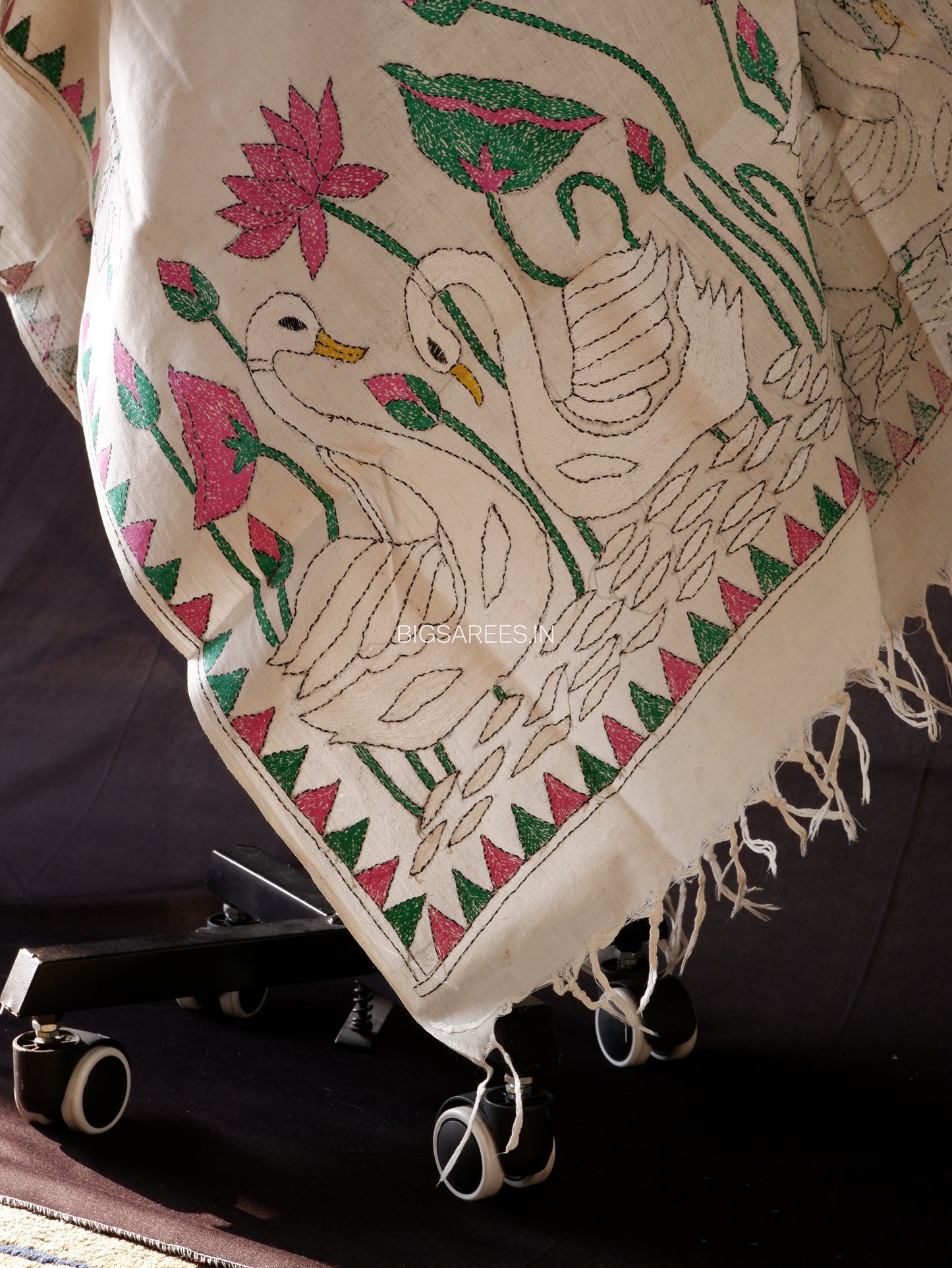 Hand-Embroidered Kantha Stitch Dupatta | Khadi Cotton | White | 36"|