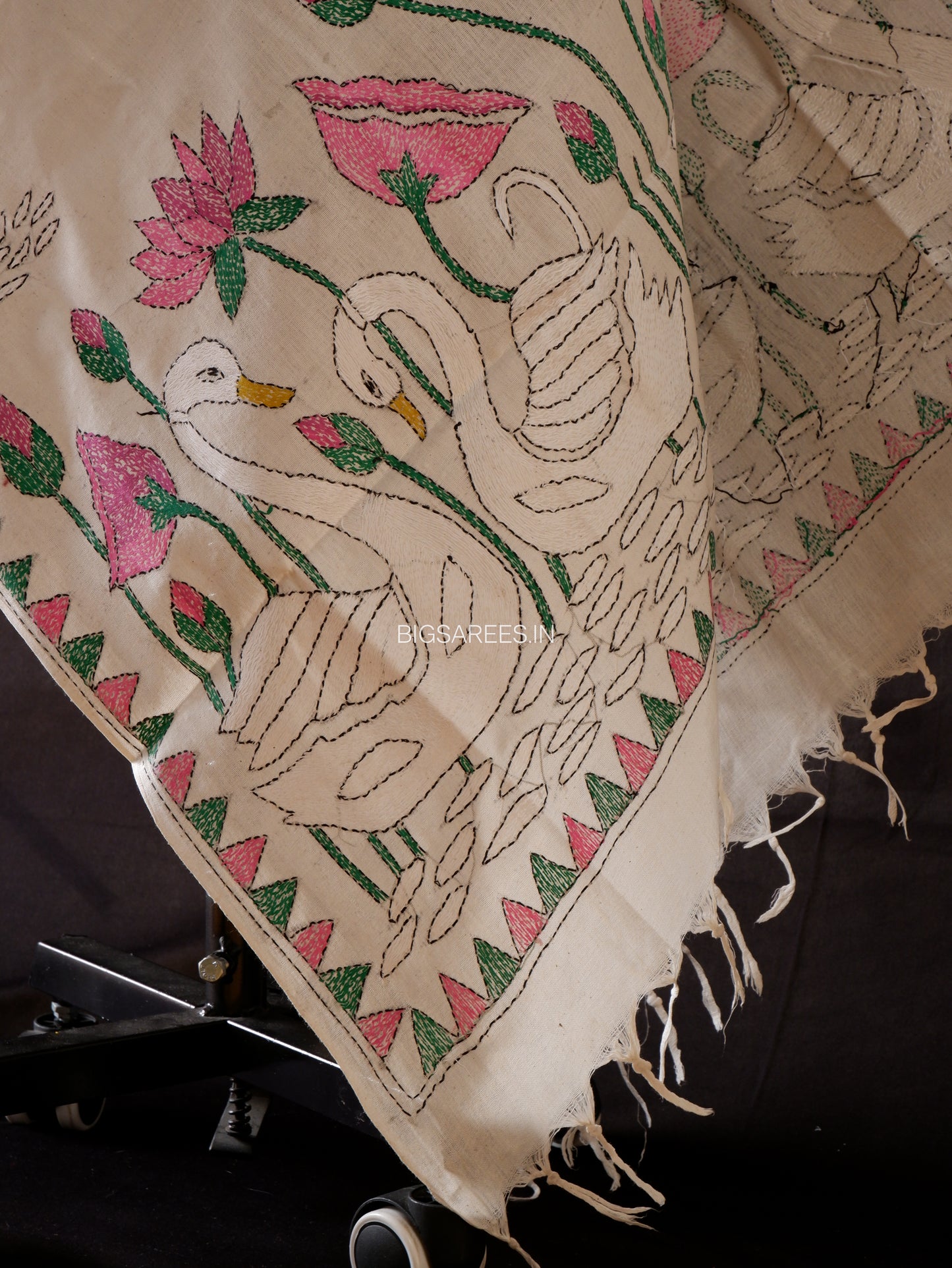Hand-Embroidered Kantha Stitch Dupatta | Khadi Cotton | White | 36"|