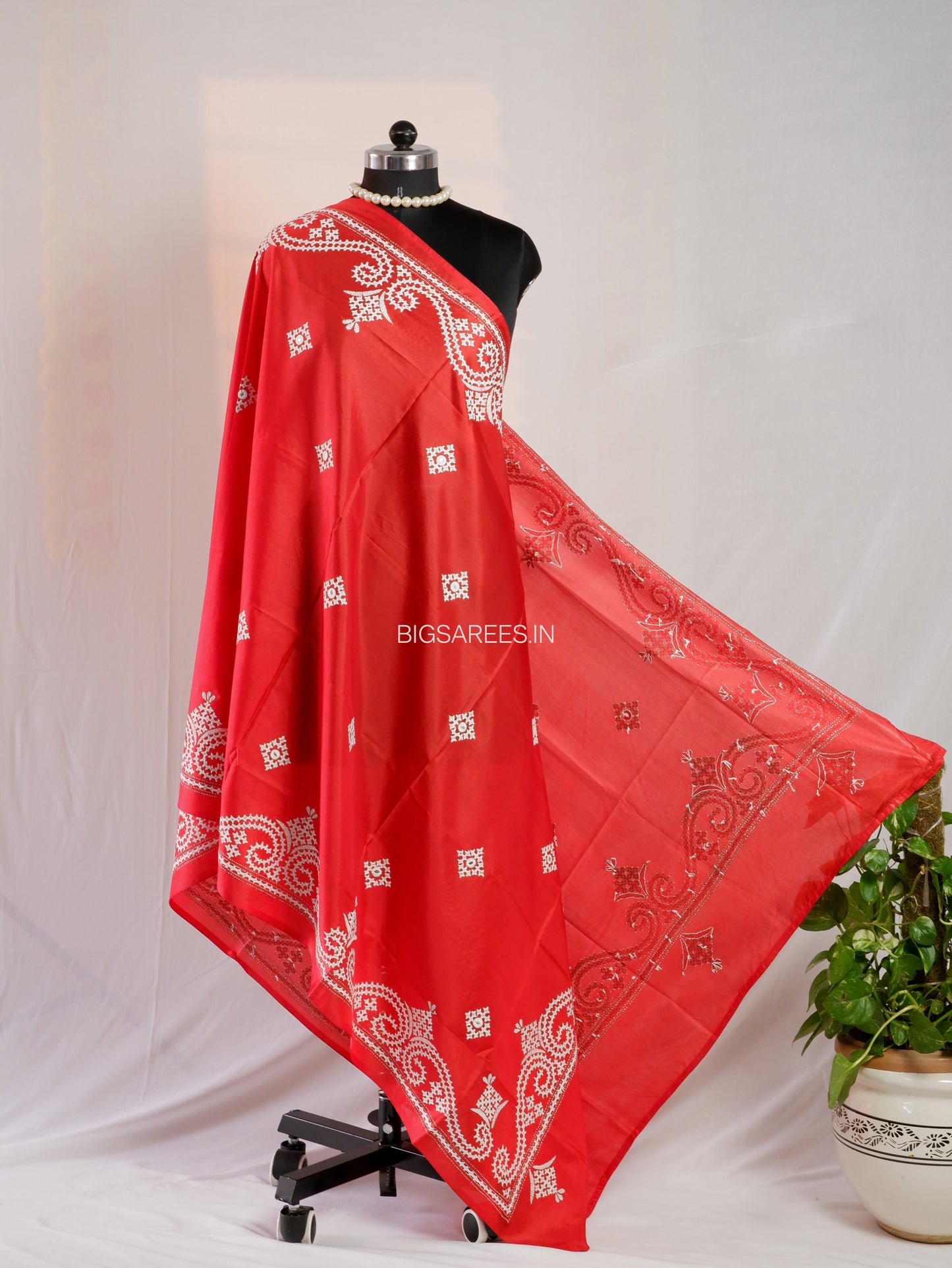 Kutchi Work Dupatta | Blended Banglore Silk Dupatta | Red