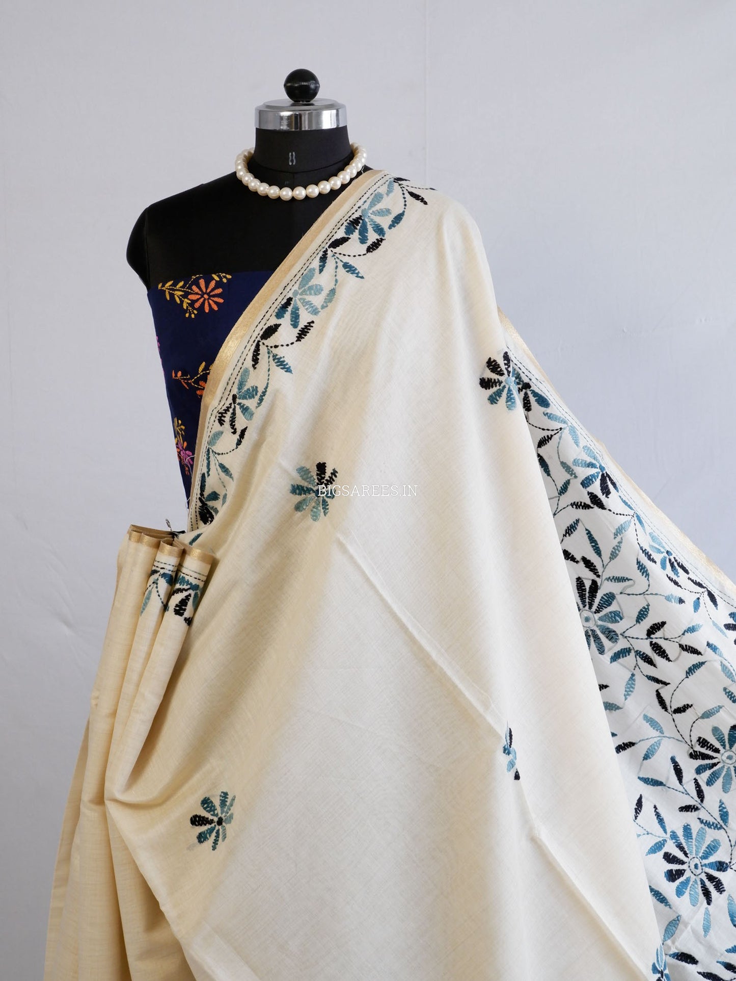 Kantha Stitch Semi Tussar with Blouse | Hand-Embroidered | Off White