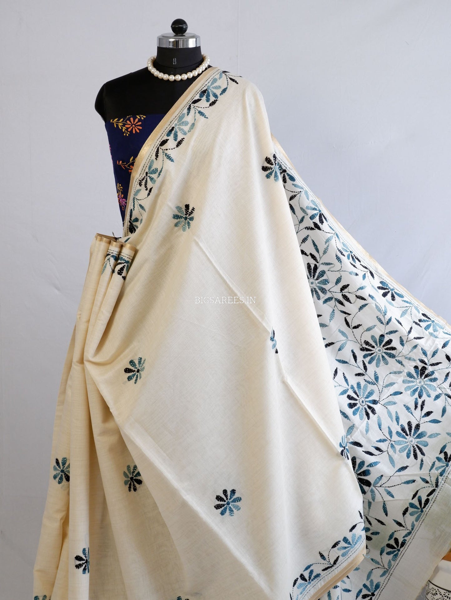Kantha Stitch Semi Tussar with Blouse | Hand-Embroidered | Off White