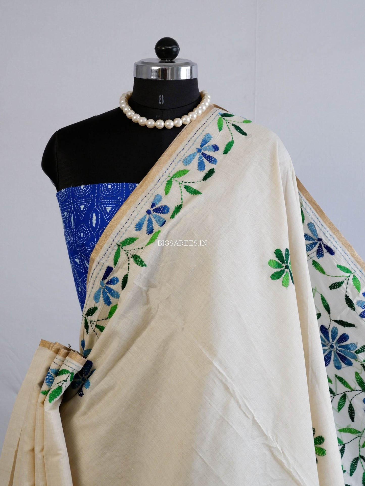 Kantha Stitch Semi Tussar with Blouse | Hand-Embroidered | Off White