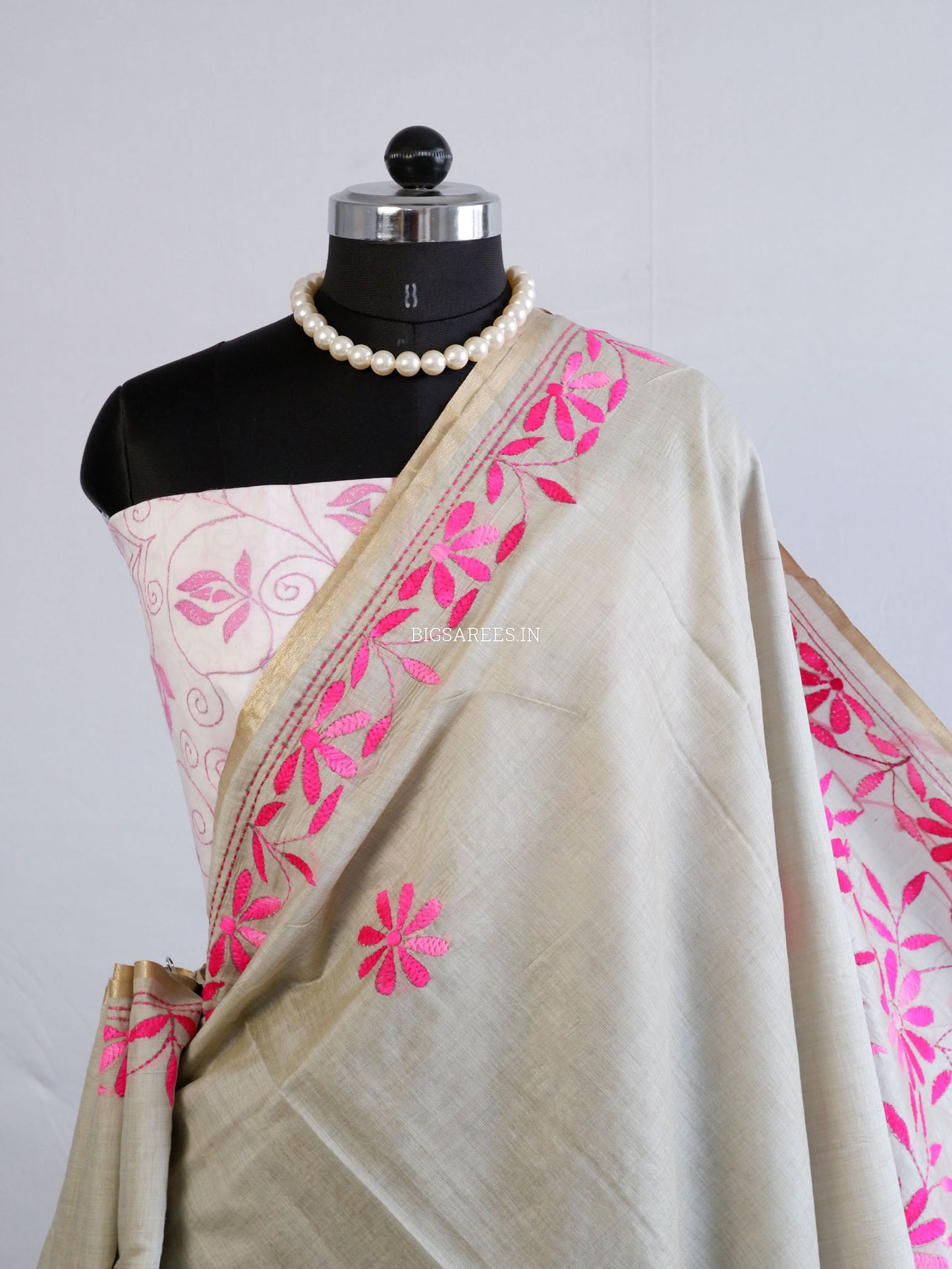 Kantha Stitch Semi Tussar with Blouse | Hand-Embroidered | Dark Beige