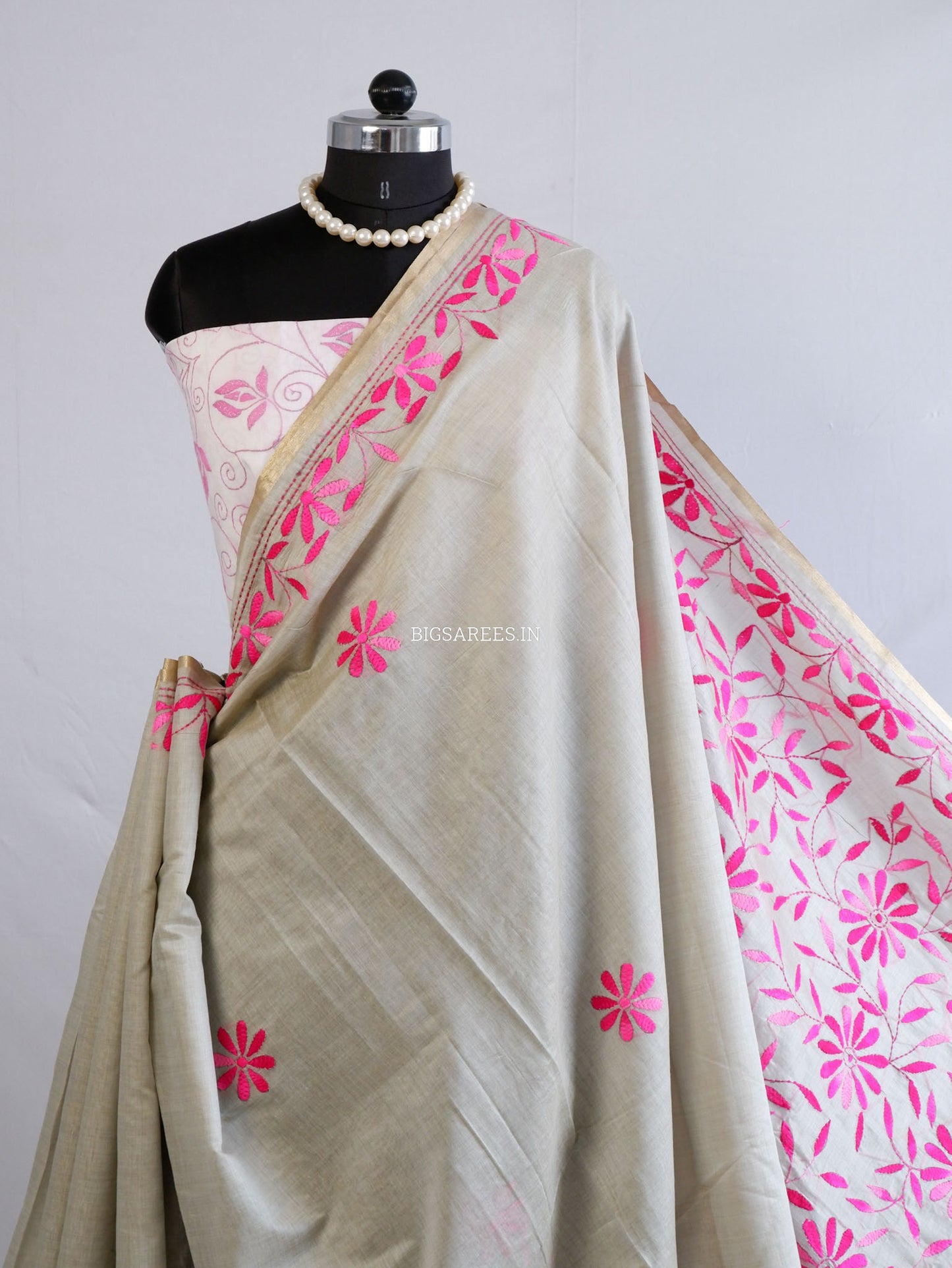Kantha Stitch Semi Tussar with Blouse | Hand-Embroidered | Dark Beige