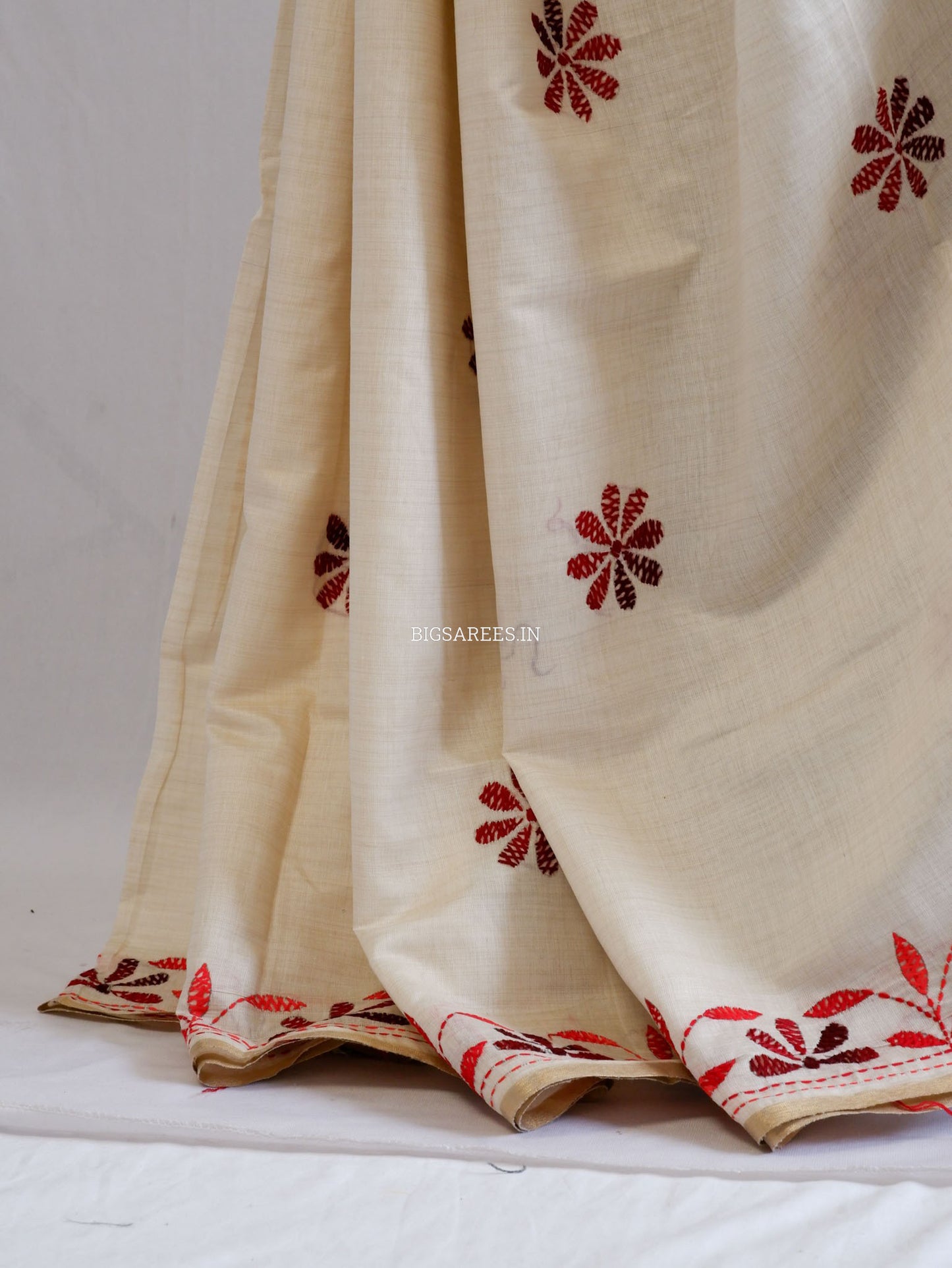 Kantha Stitch Semi Tussar with Blouse | Hand-Embroidered | Off White
