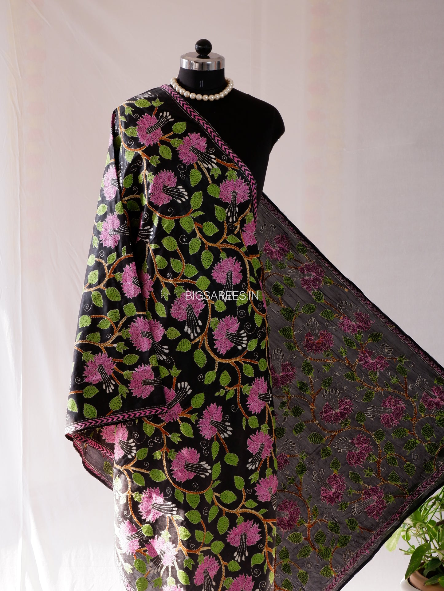 Kantha Hand-Embroidered Dupatta | Blended Bangalore Silk | Full Work | Black