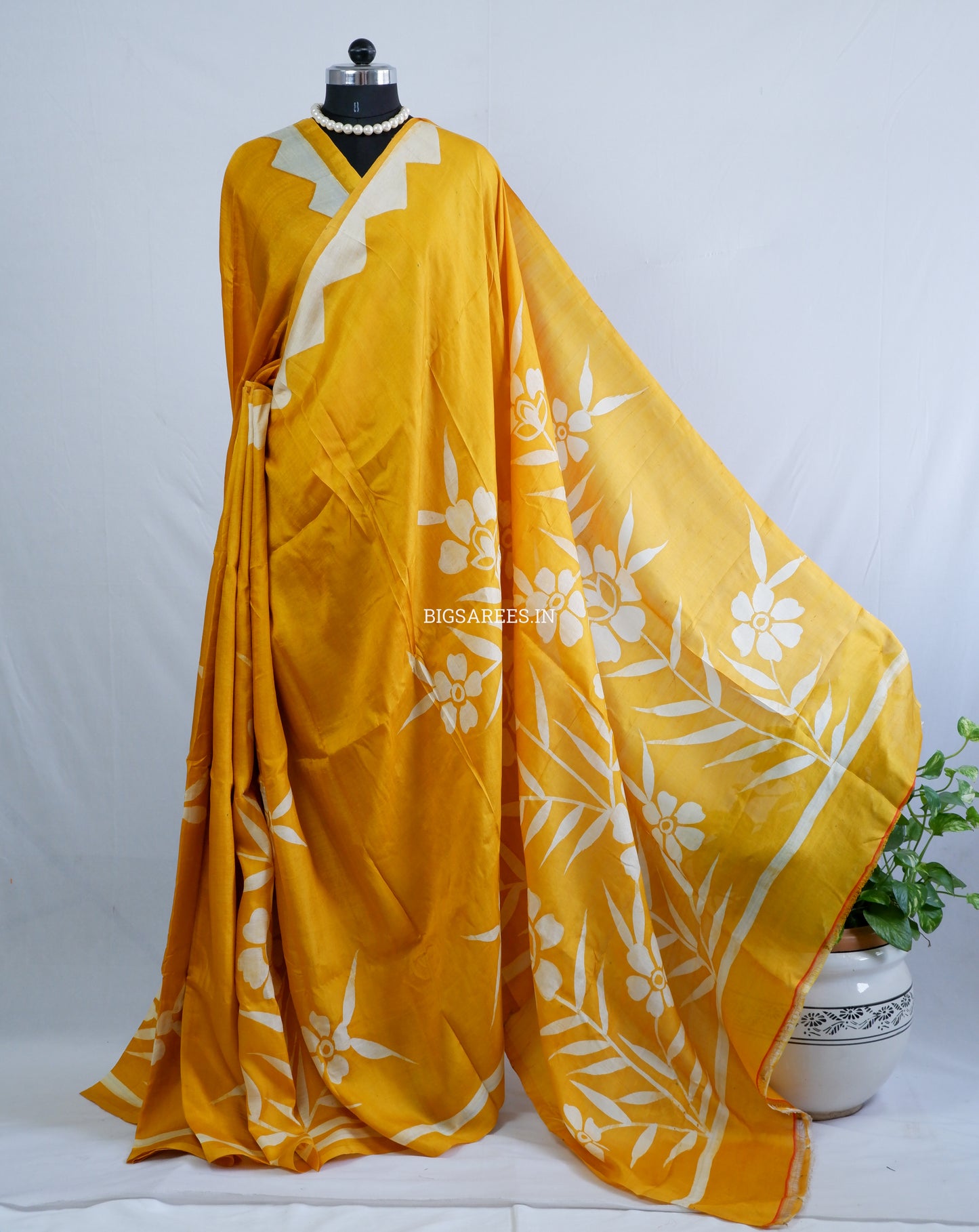 Hand-Painted Bishnupuri Silk Saree | Pure Silk | Silk Mark Certified