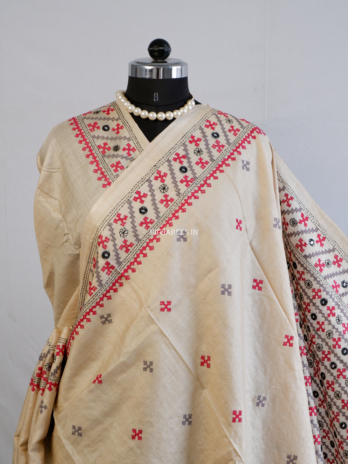 Kutchi Hand Embroidered Saree | Pure Gachi by Gachi Tassar Silk | Silk Marked | Beige