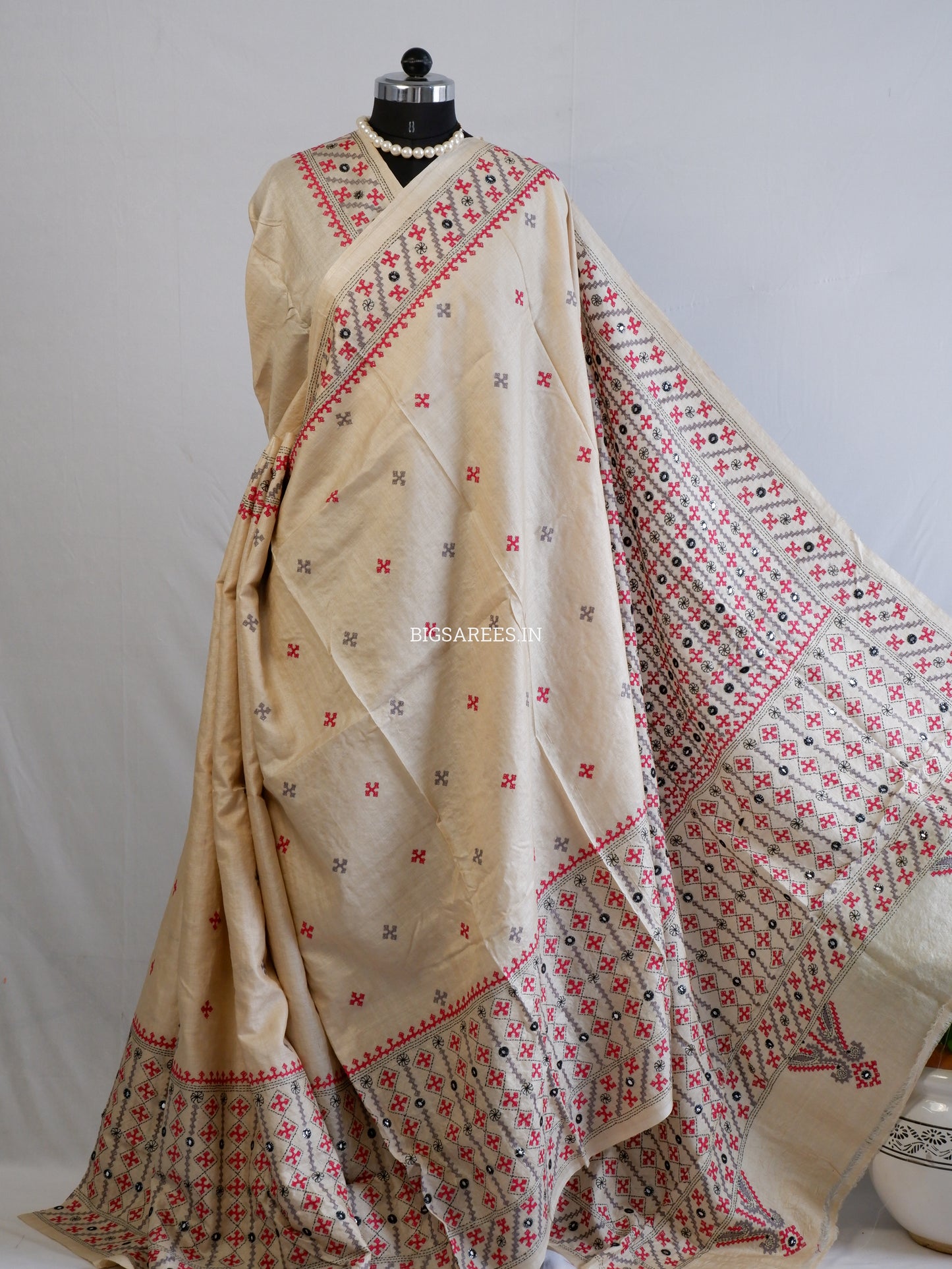 Kutchi Hand Embroidered Saree | Pure Gachi by Gachi Tassar Silk | Silk Marked | Beige