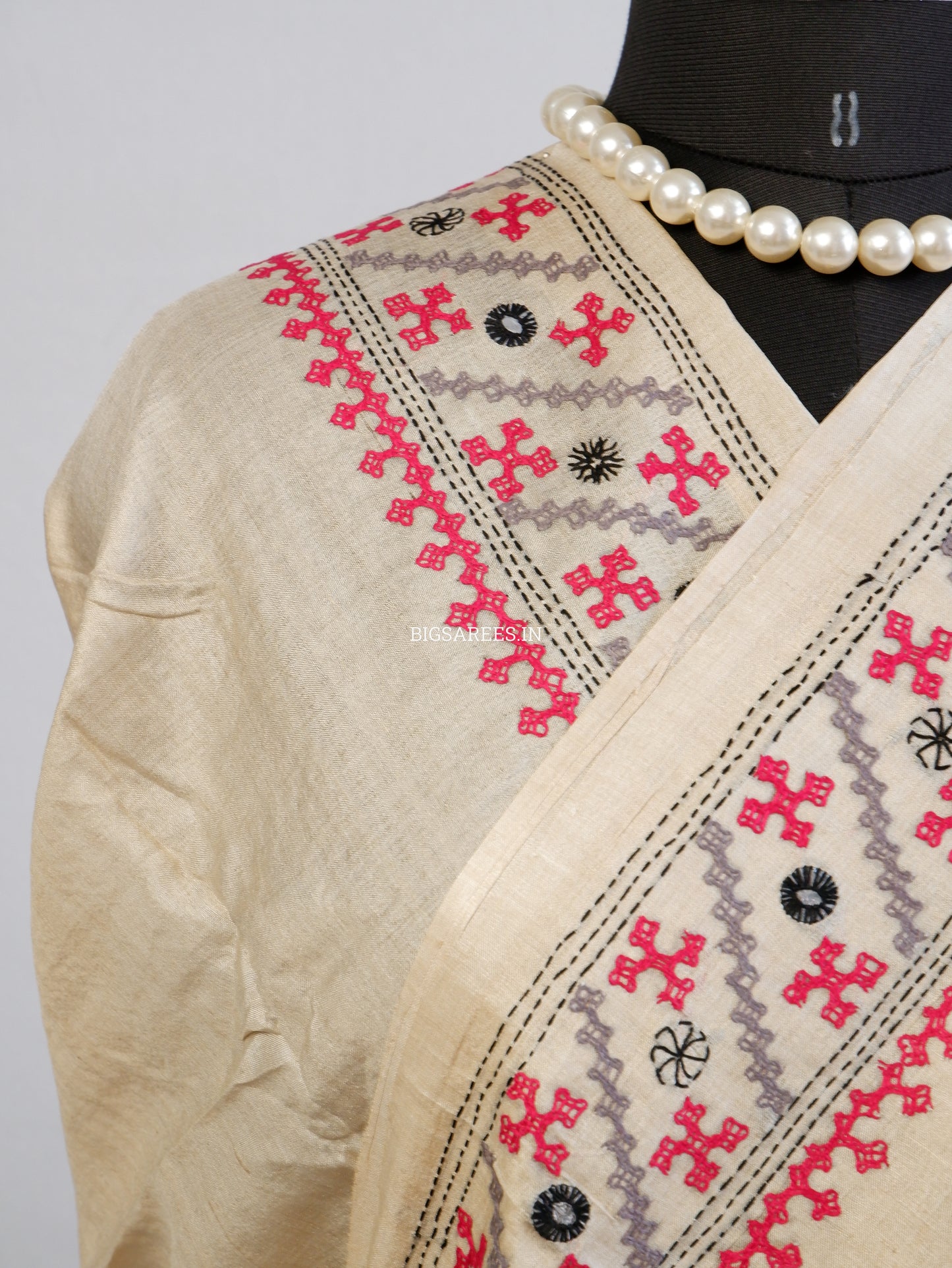 Kutchi Hand Embroidered Saree | Pure Gachi by Gachi Tassar Silk | Silk Marked | Beige