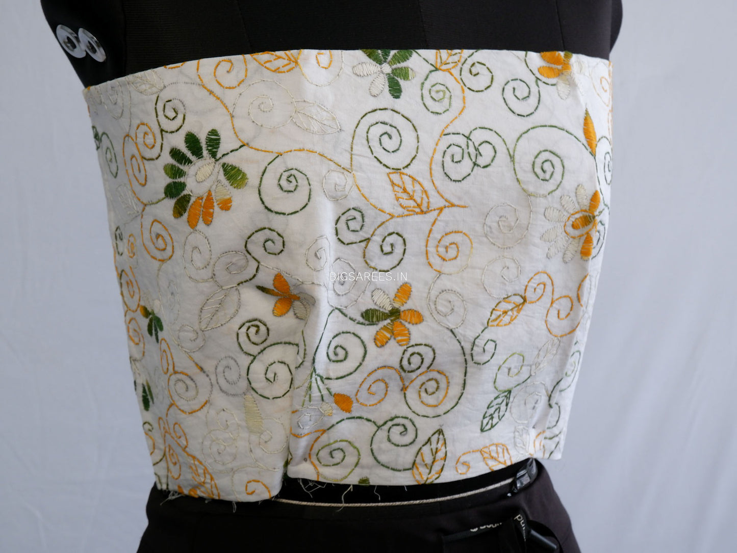 Kantha Stitch Semi Tussar with Blouse | Hand-Embroidered | Muted Yellow