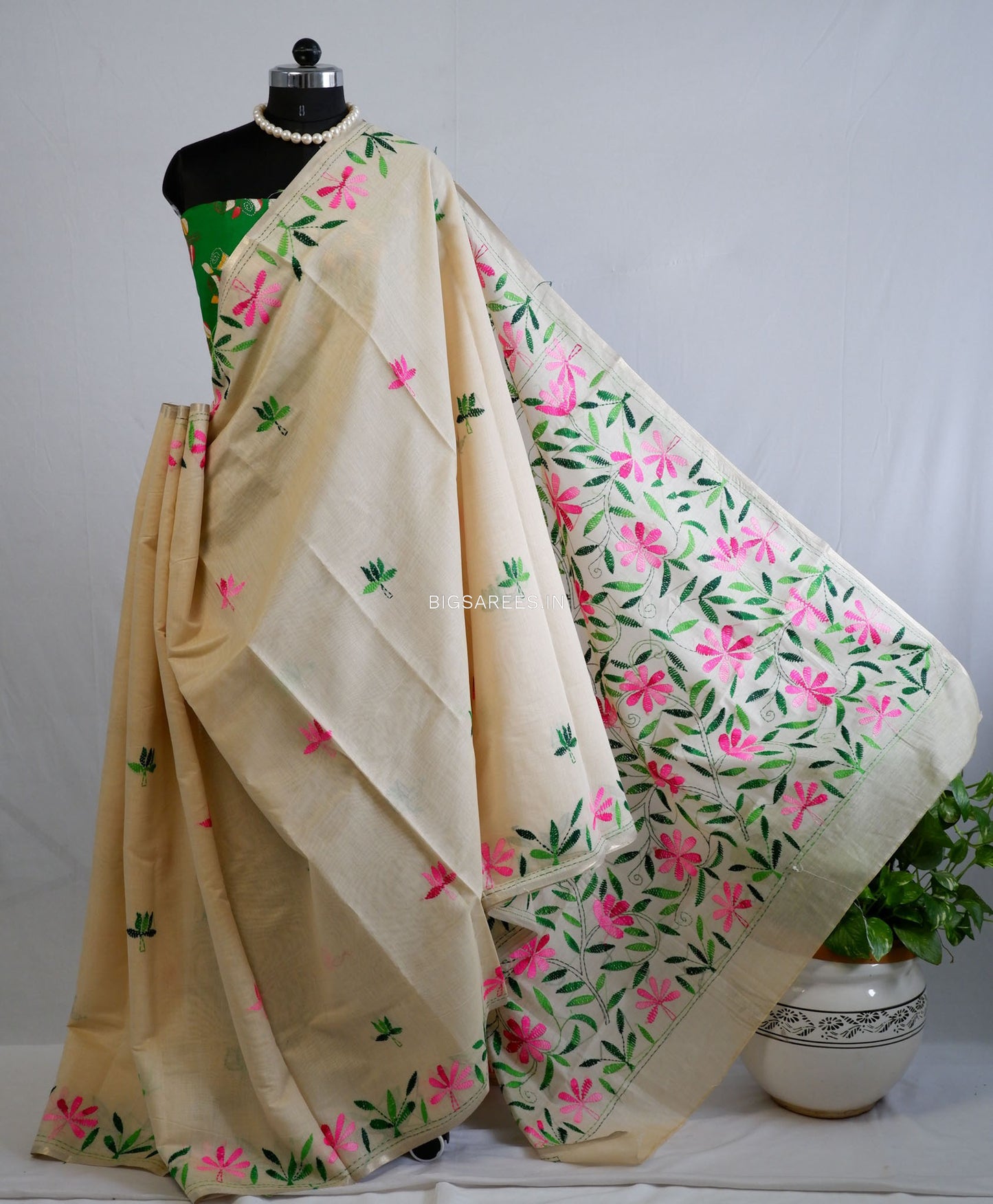 Kantha Stitch Semi Tussar with Blouse | Hand-Embroidered | Beige