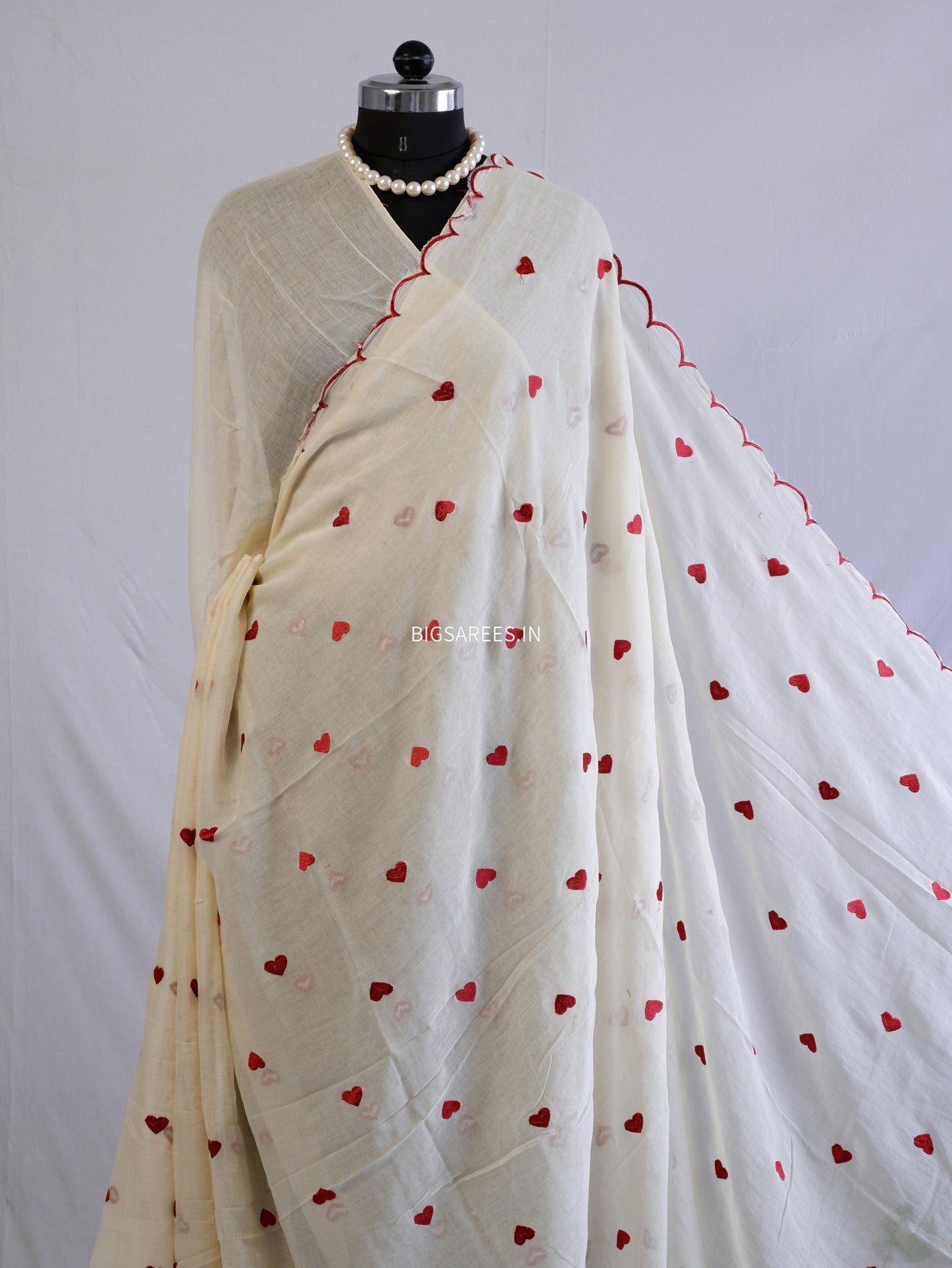 Heart Embroidered Saree | Mul Cotton | Ivory & Red