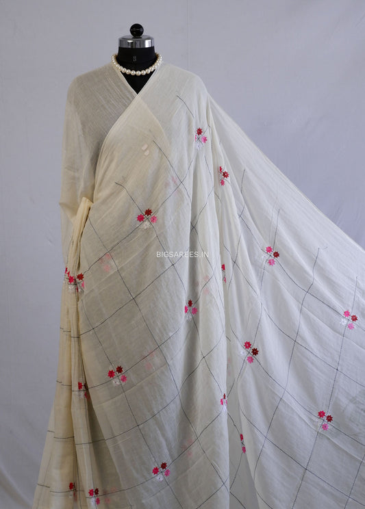 Mul Cotton Saree With Blouse | Machine Embroidery | White
