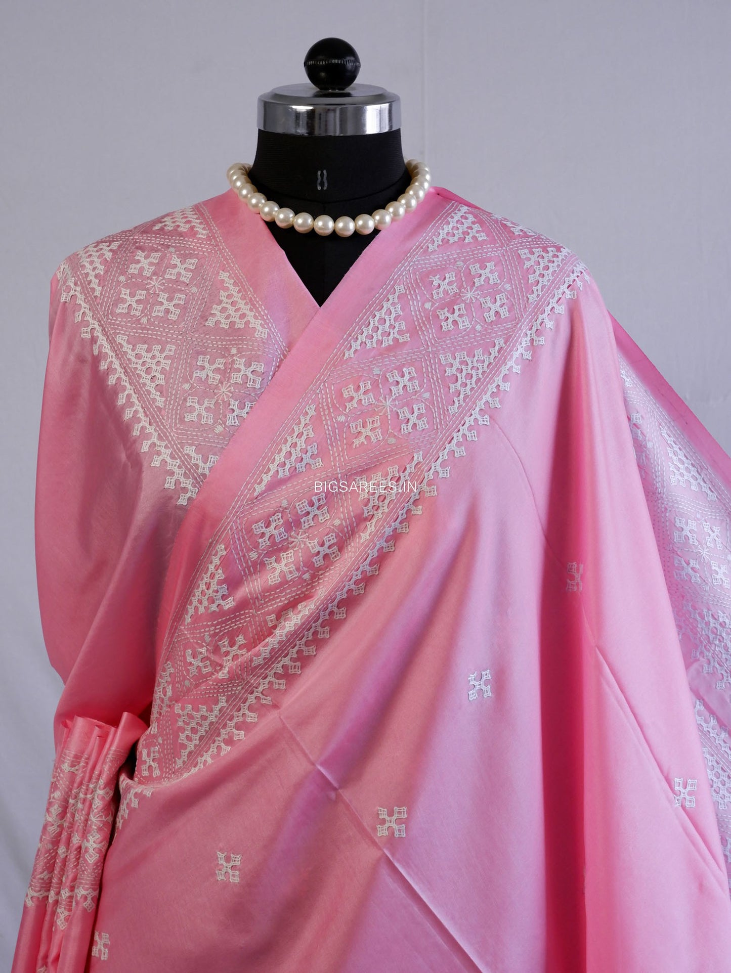 Kutchi/Gujarati Hand Embroidered Saree  | Blended Bangalore Silk / Art Silk | Pink
