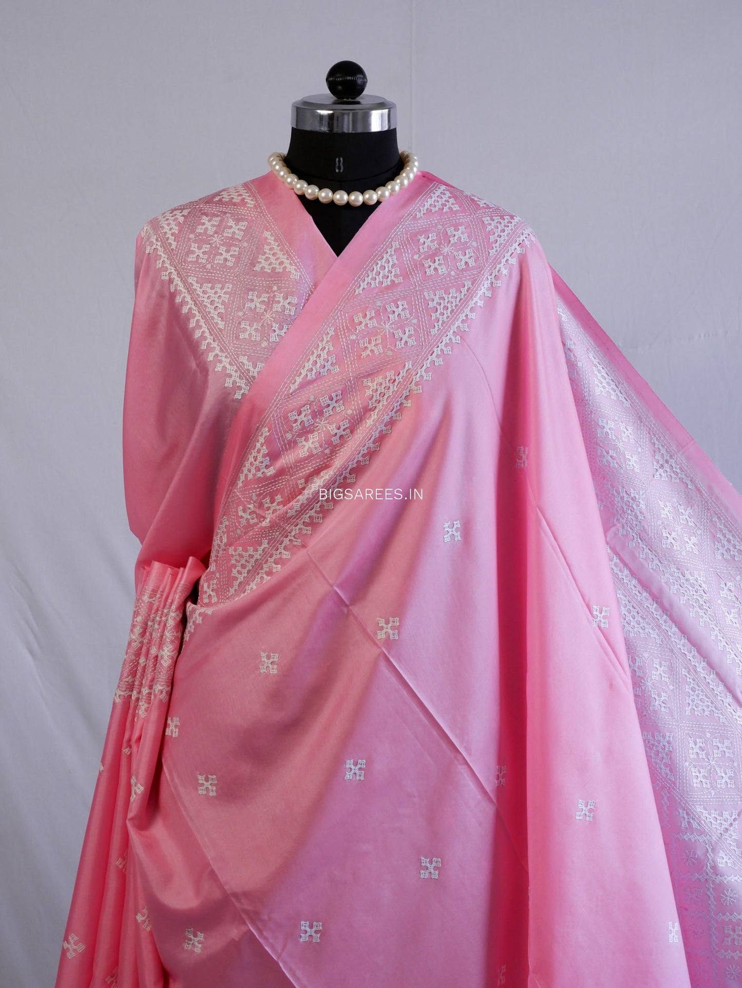 Kutchi/Gujarati Hand Embroidered Saree  | Blended Bangalore Silk / Art Silk | Pink