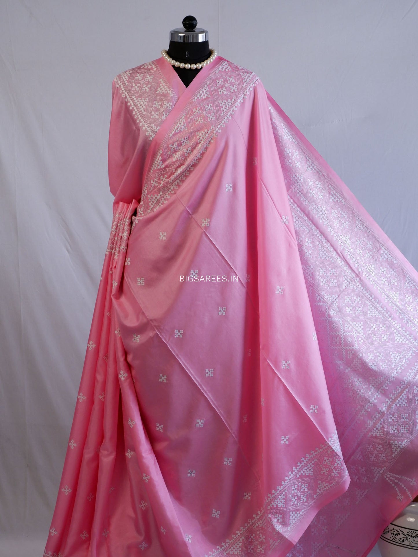 Kutchi/Gujarati Hand Embroidered Saree  | Blended Bangalore Silk / Art Silk | Pink