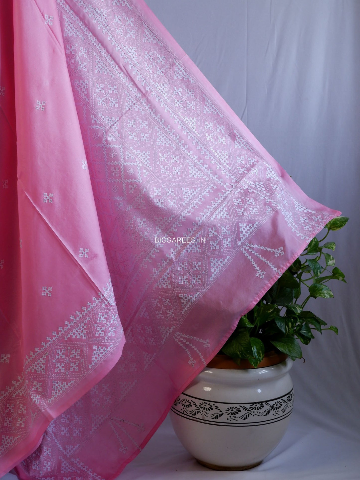 Kutchi/Gujarati Hand Embroidered Saree  | Blended Bangalore Silk / Art Silk | Pink