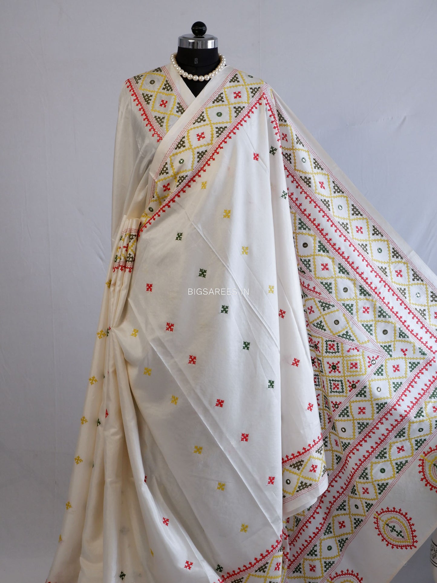 Kutchi/Gujarati Stitch Hand Embroidered Saree | Art Silk | Foil Mirror | White