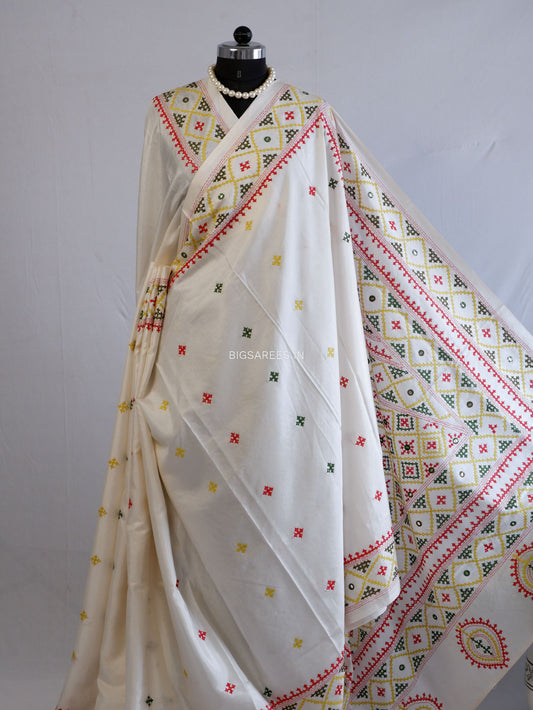Kutchi/Gujarati Stitch Hand Embroidered Saree | Art Silk | Foil Mirror | White