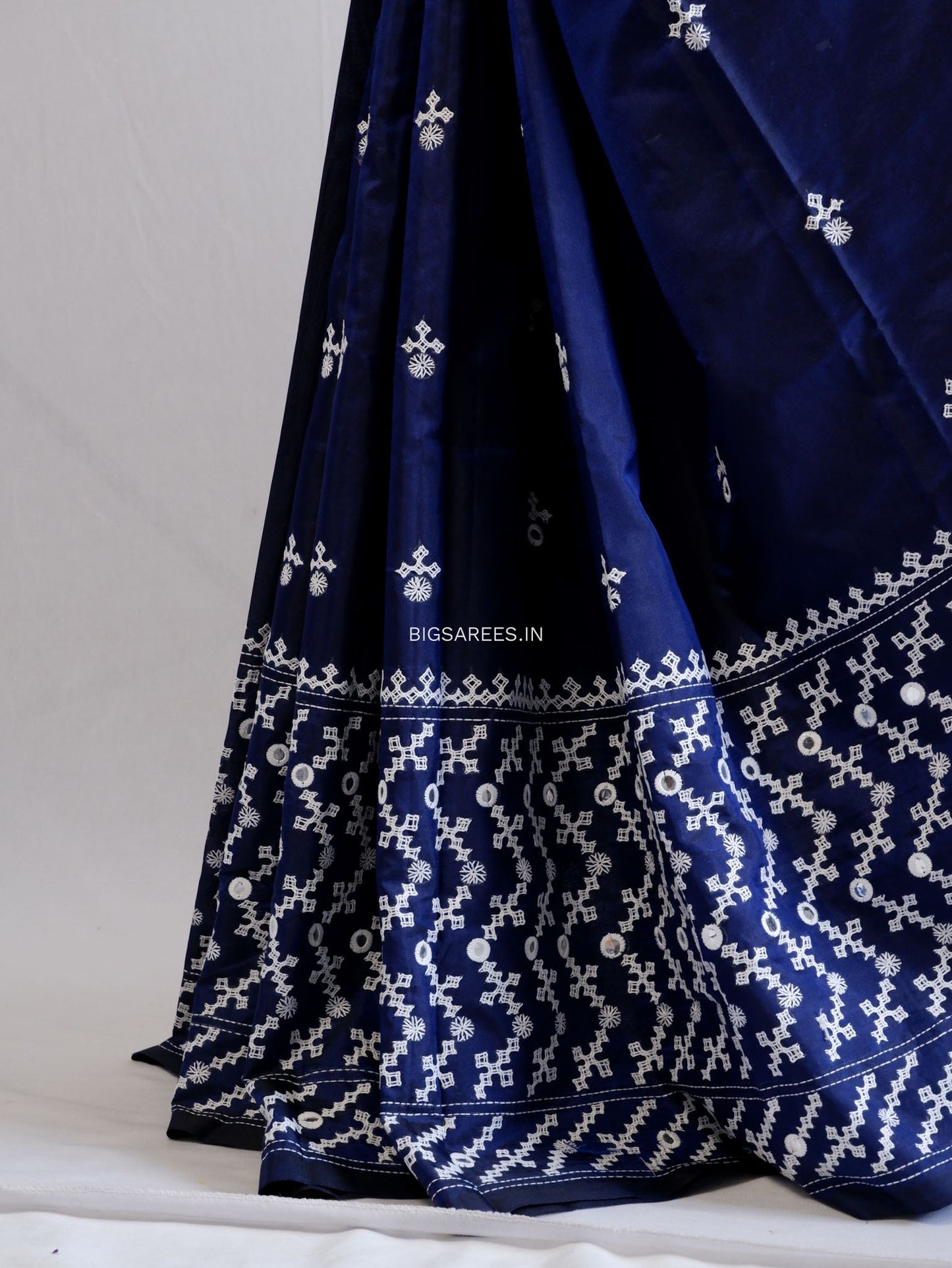Kutchi/Gujarati Stitch Hand Embroidered Saree | Art Silk | Real Mirror Work | Navy Blue