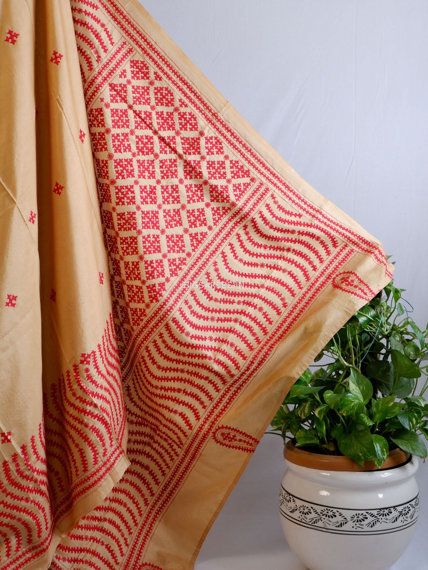 Kutchi/Gujarati Hand Embroidered Saree  | Blended Bangalore Silk / Art Silk | Golden Beige
