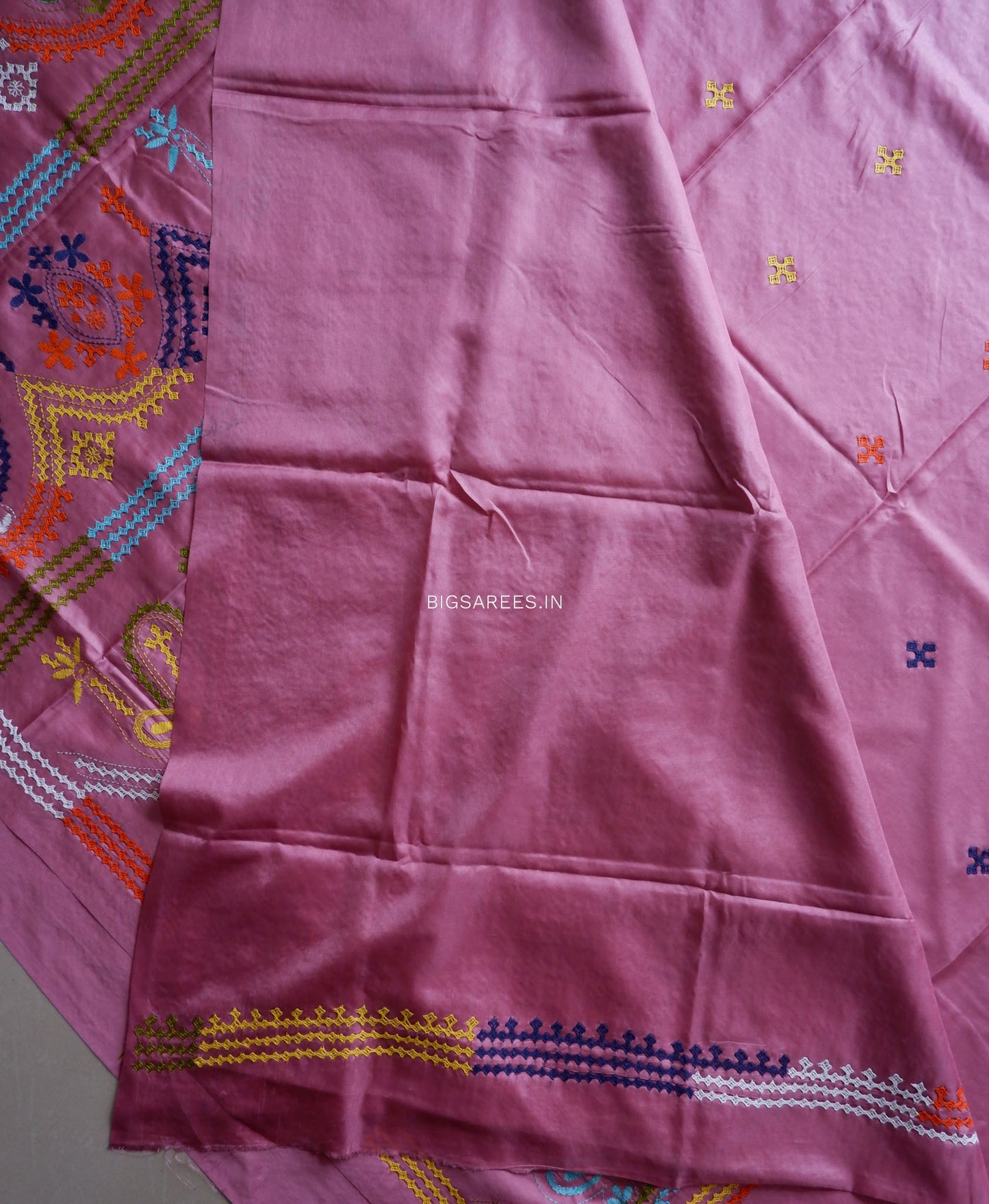 Kutchi/Gujarati Hand Embroidered Saree  | Blended Bangalore Silk / Art Silk | Muted Pink
